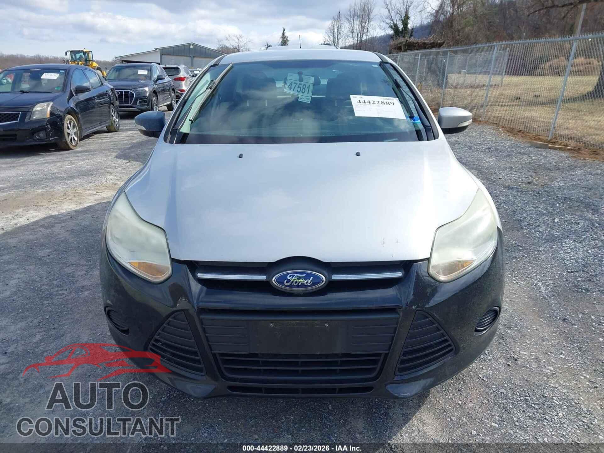 FORD FOCUS 2013 - 1FADP3K2XDL167540