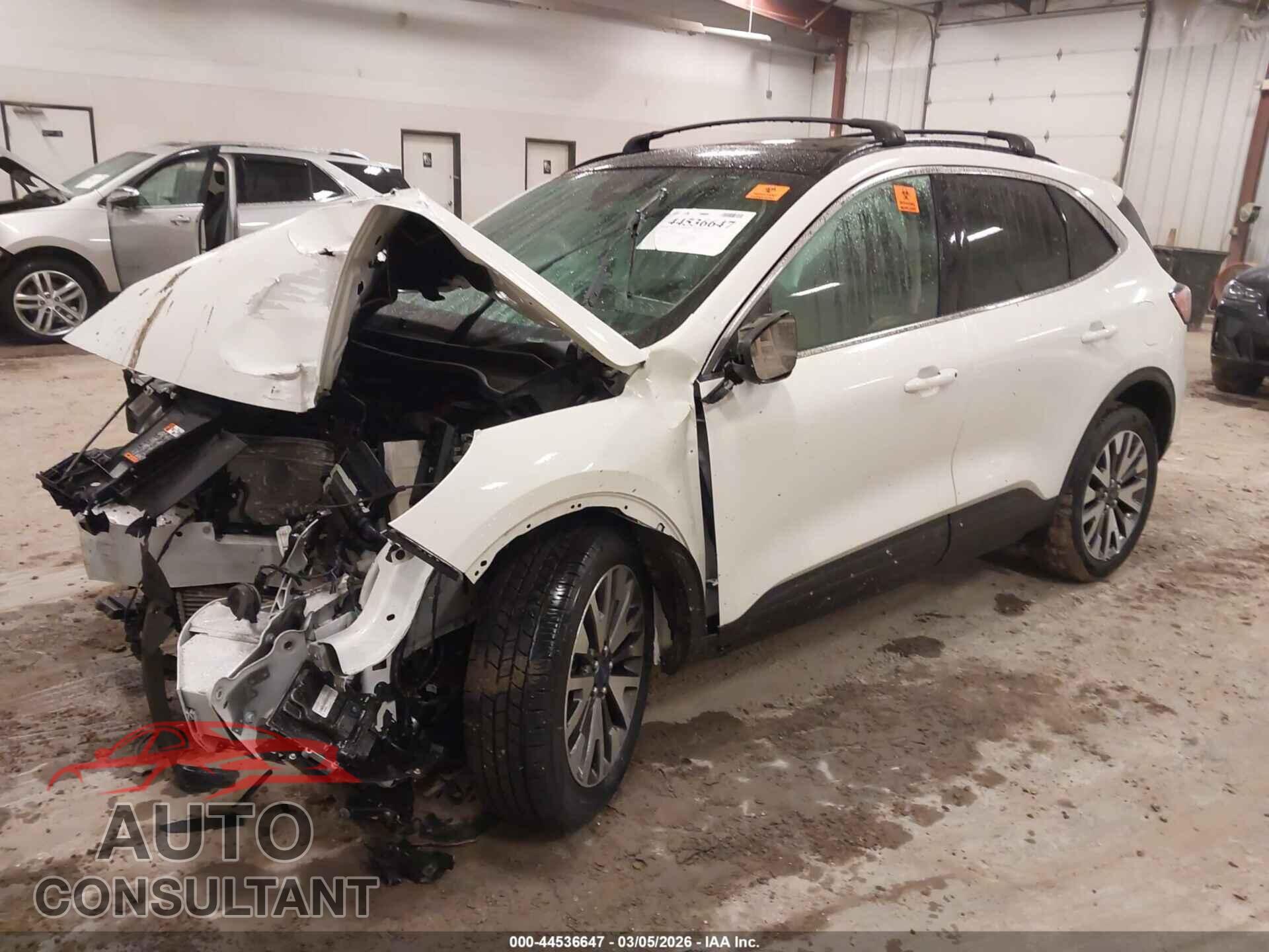 FORD ESCAPE 2020 - 1FMCU9J95LUA38352