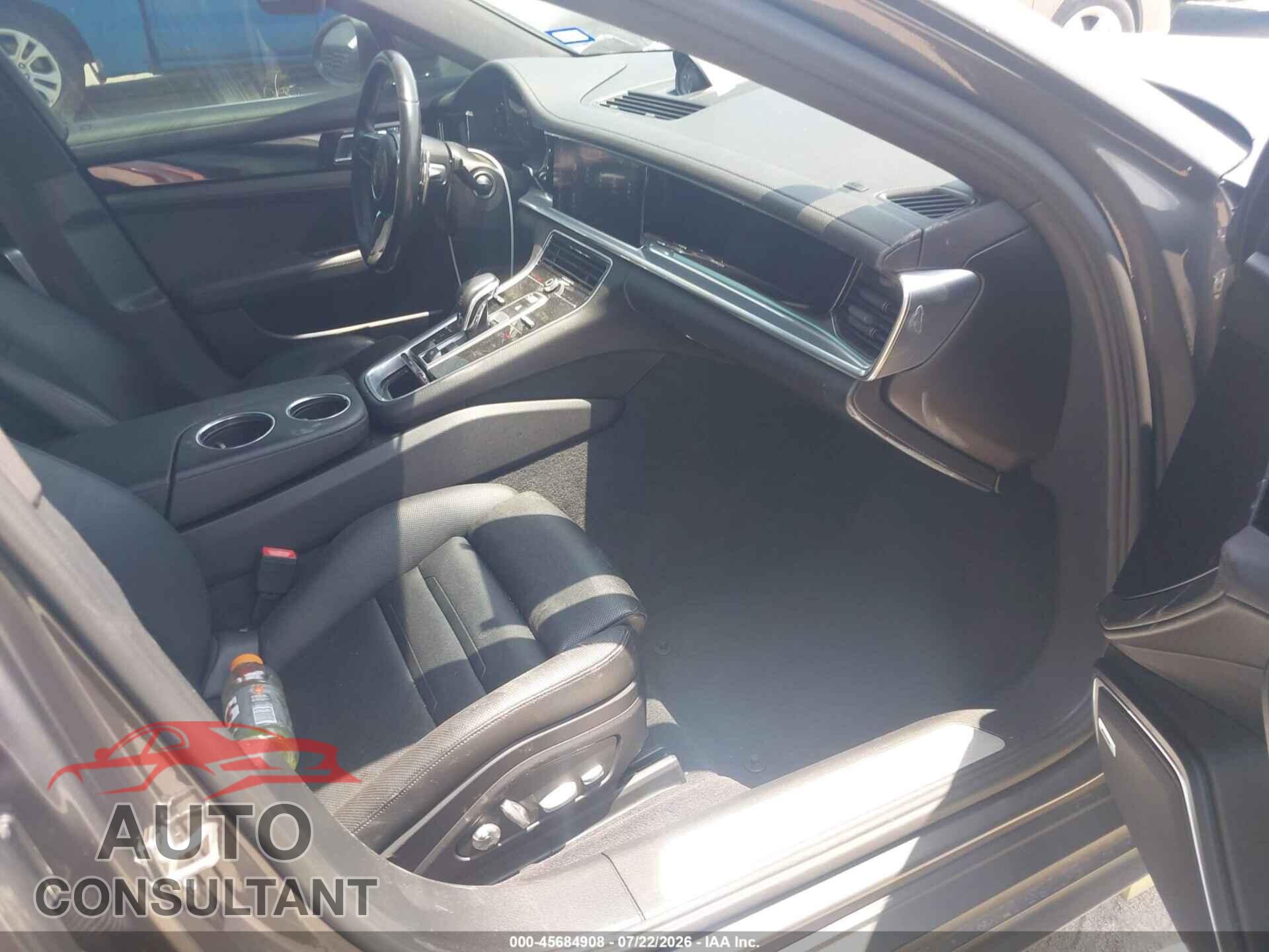 PORSCHE PANAMERA 2017 - WP0AA2A72HL102404