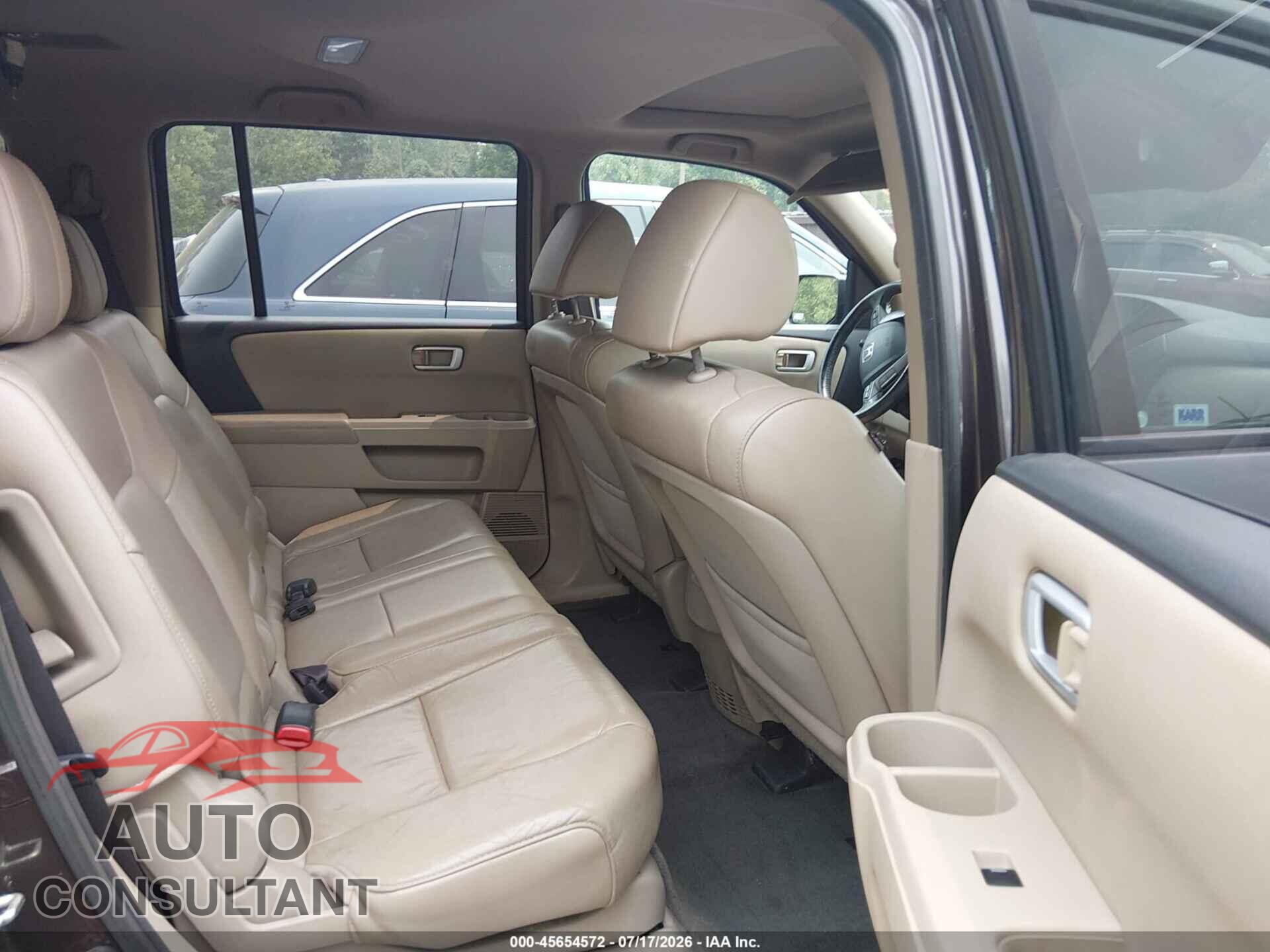 HONDA PILOT 2014 - 5FNYF4H73EB048689