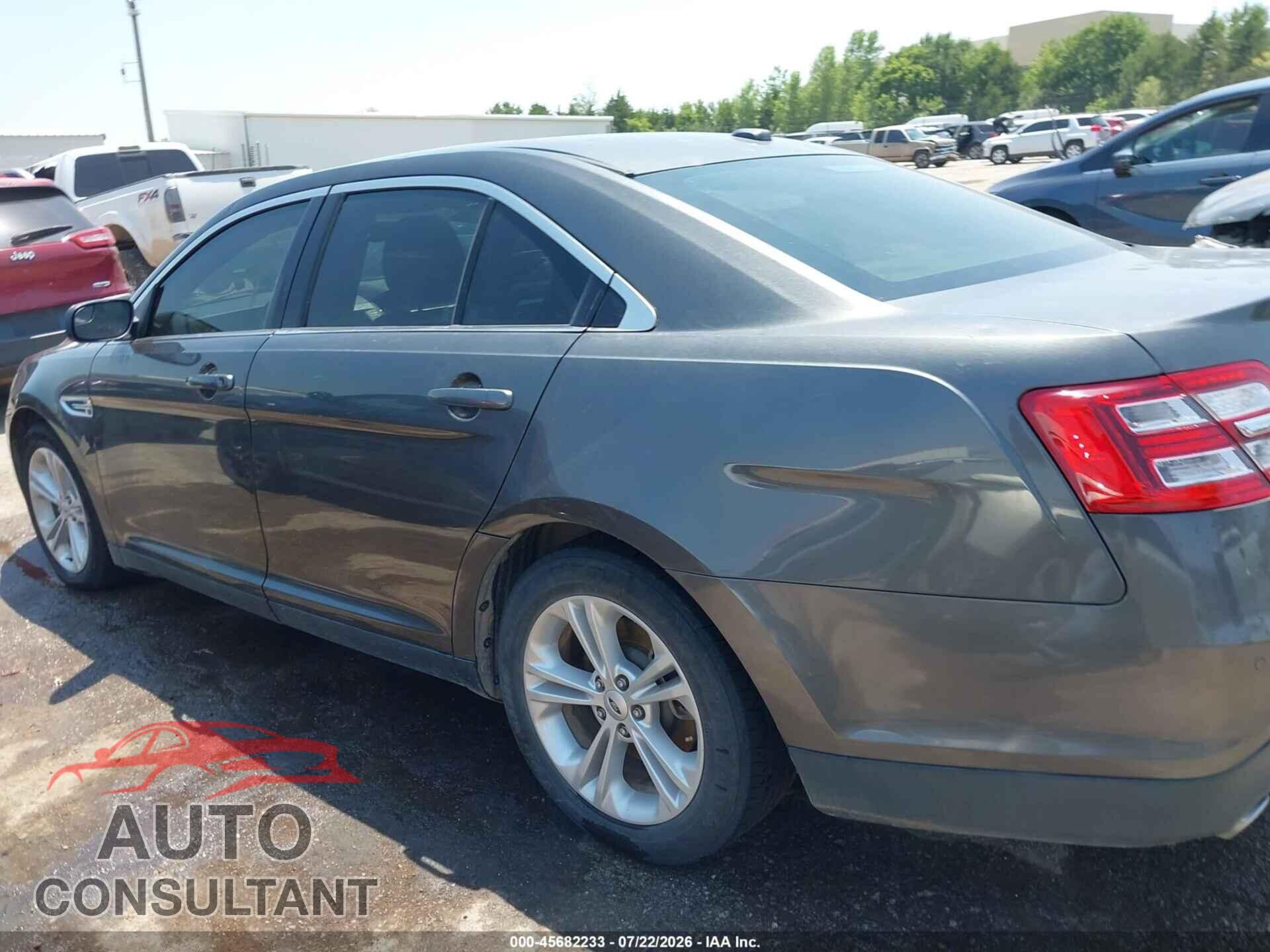FORD TAURUS 2015 - 1FAHP2E86FG207149