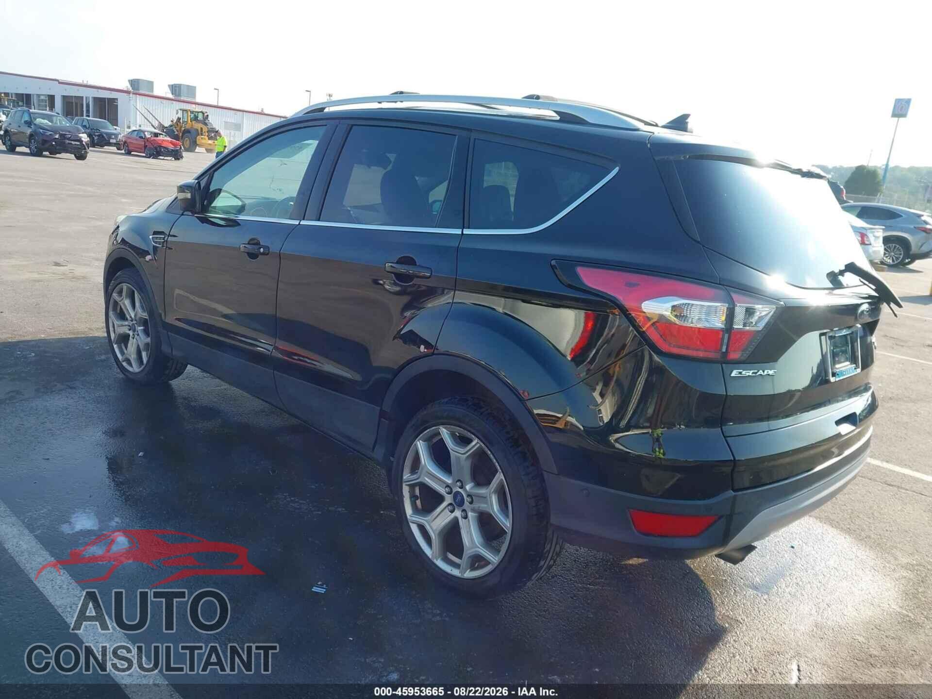 FORD ESCAPE 2018 - 1FMCU9J96JUA14896