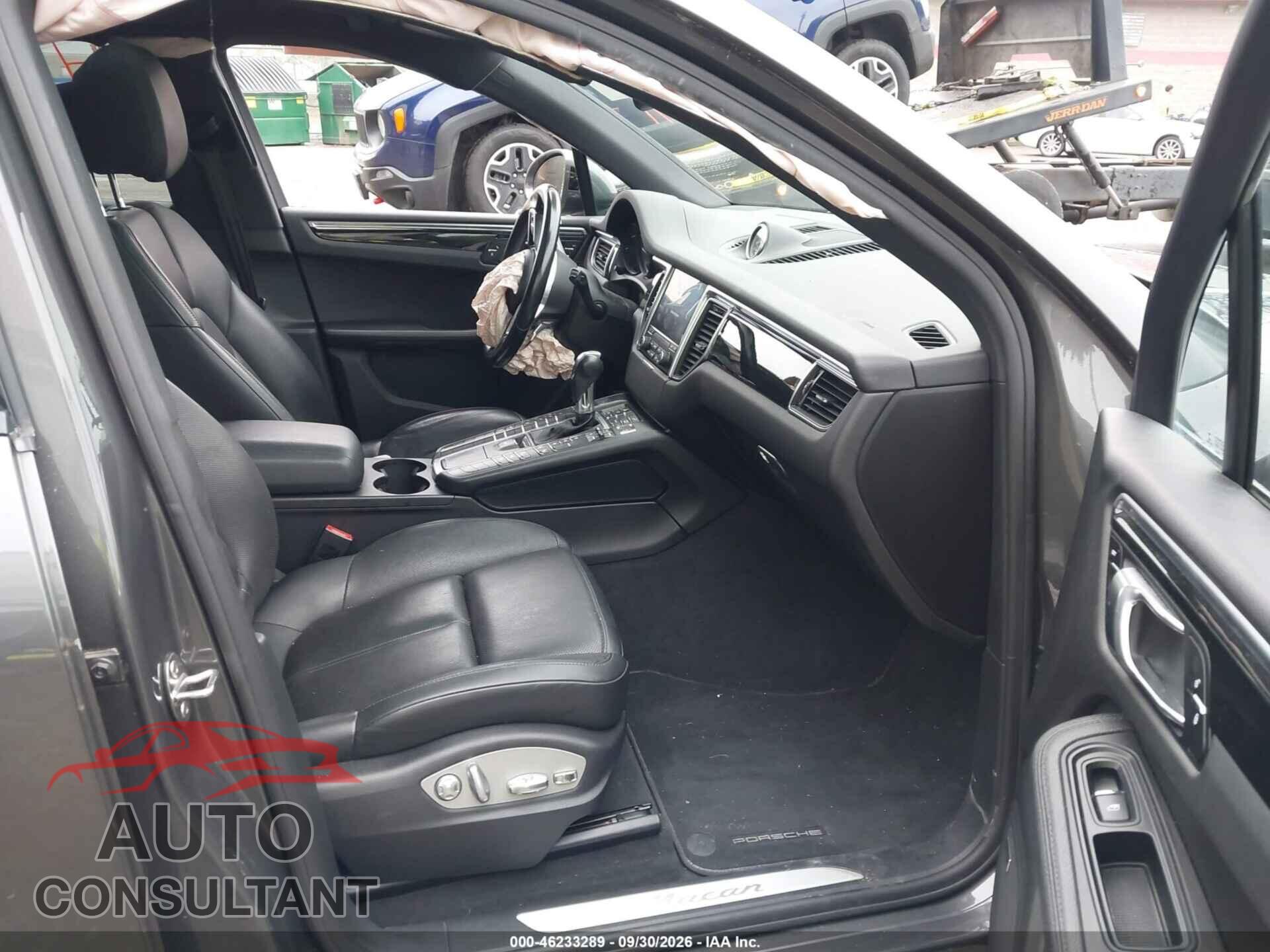 PORSCHE MACAN 2017 - WP1AA2A50HLB09235