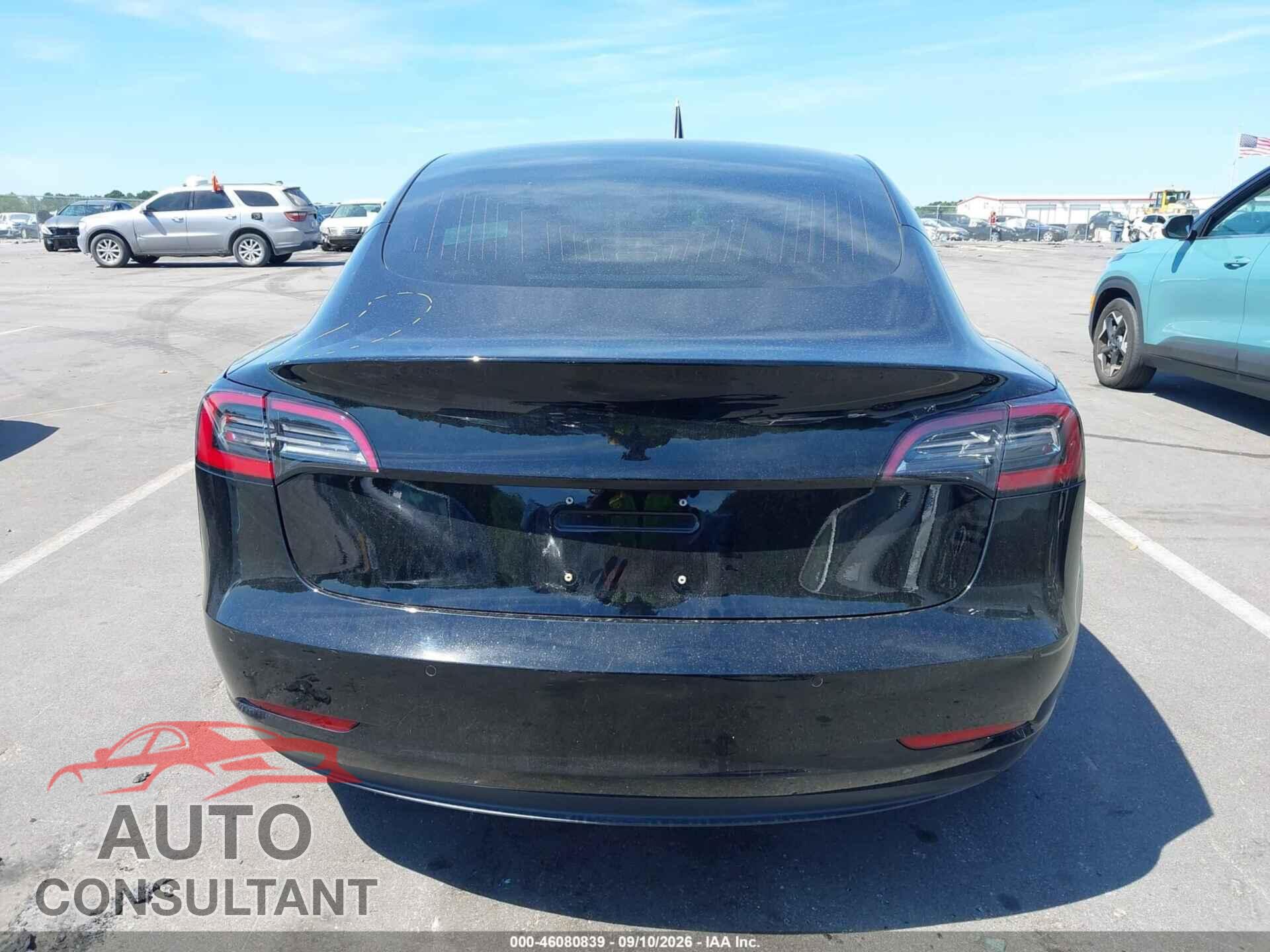 TESLA MODEL 3 2018 - 5YJ3E1EB2JF097011