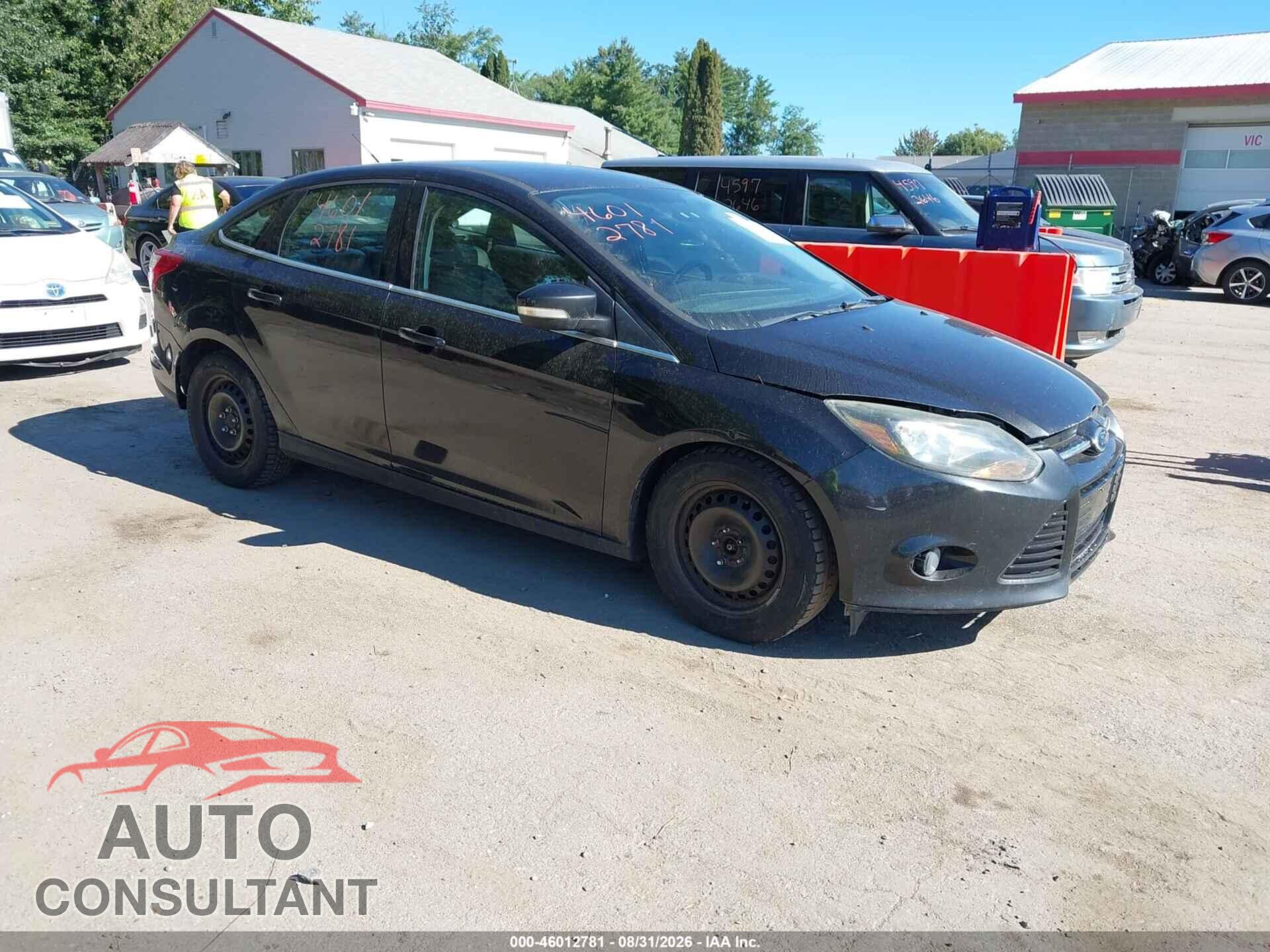 FORD FOCUS 2012 - 1FAHP3H29CL146170