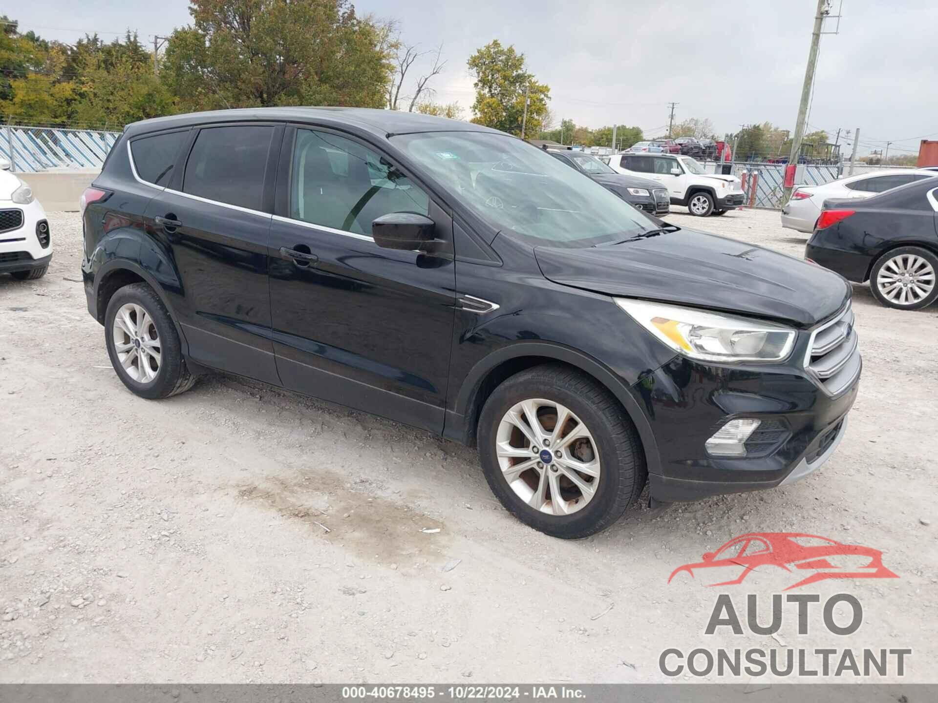 FORD ESCAPE 2017 - 1FMCU0GD9HUC68474