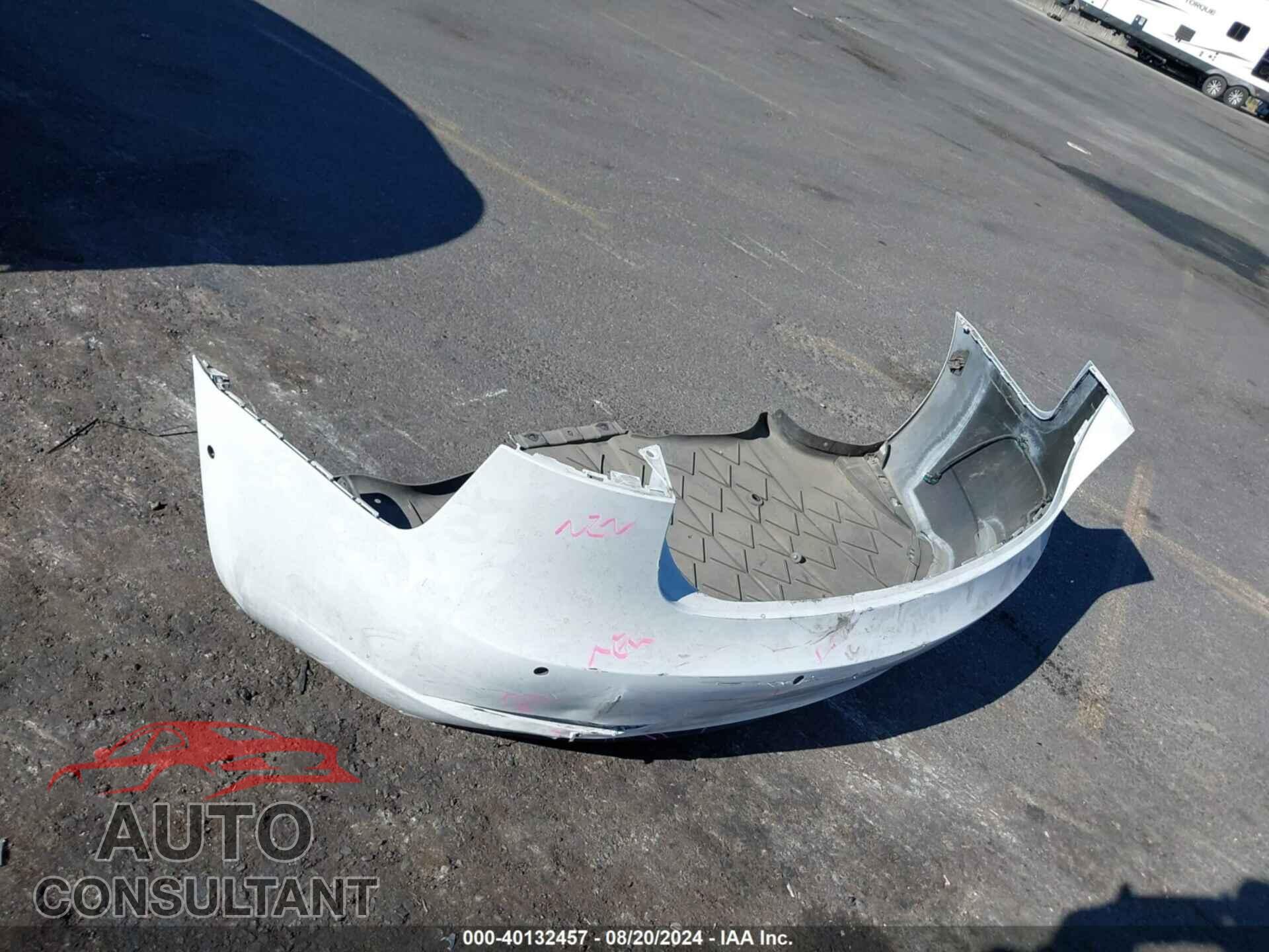 TESLA MODEL 3 2018 - 5YJ3E1EA3JF098711