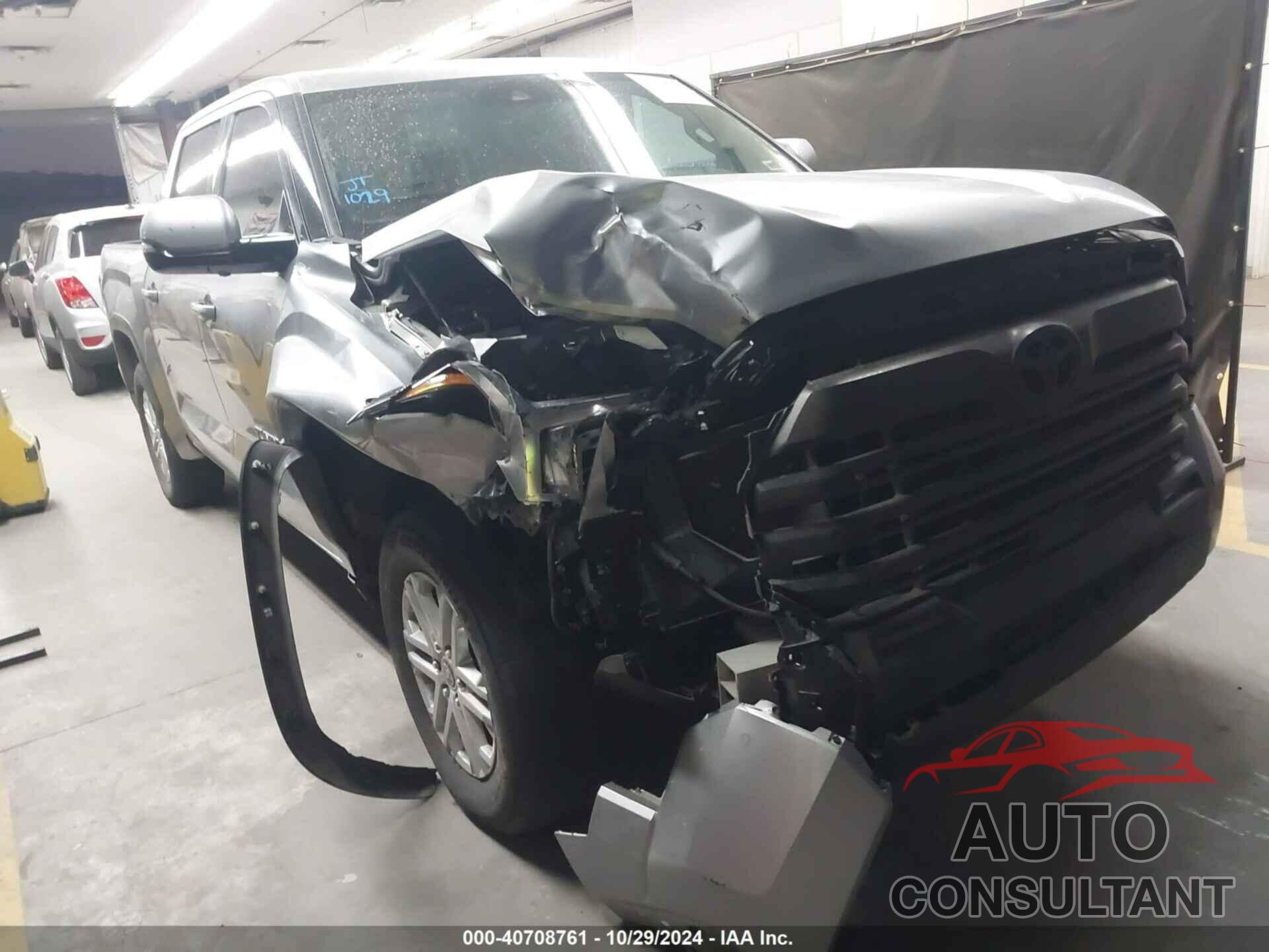 TOYOTA TUNDRA 2022 - 5TFLA5DB7NX017329
