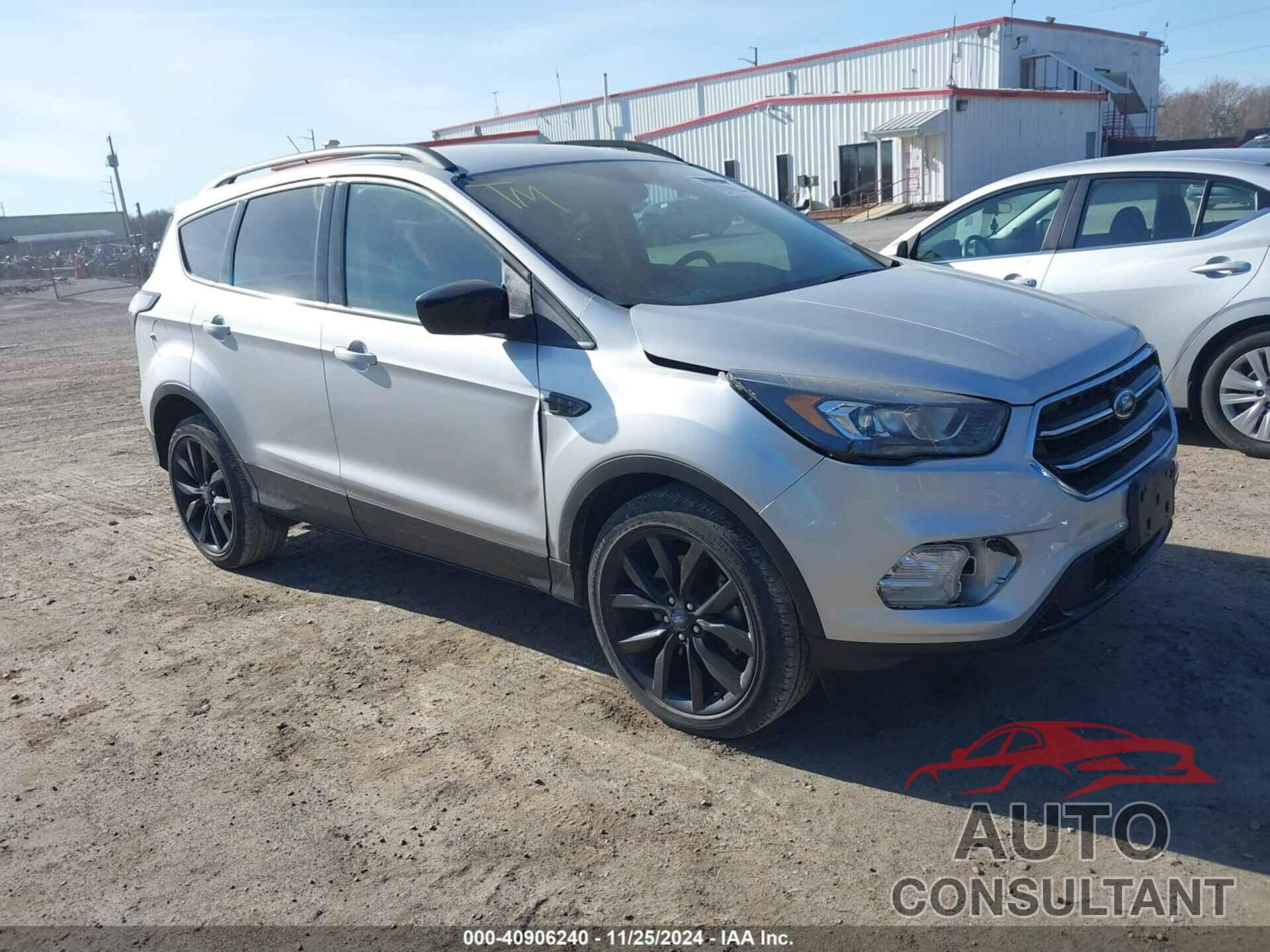 FORD ESCAPE 2018 - 1FMCU9GD4JUA39789