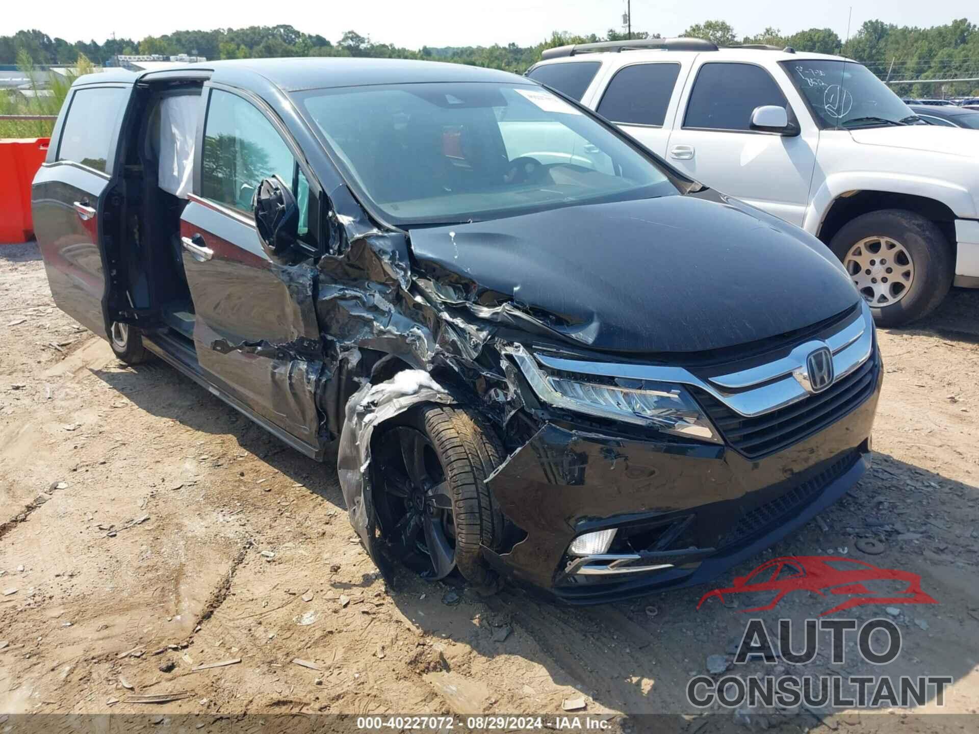 HONDA ODYSSEY 2018 - 5FNRL6H80JB007478