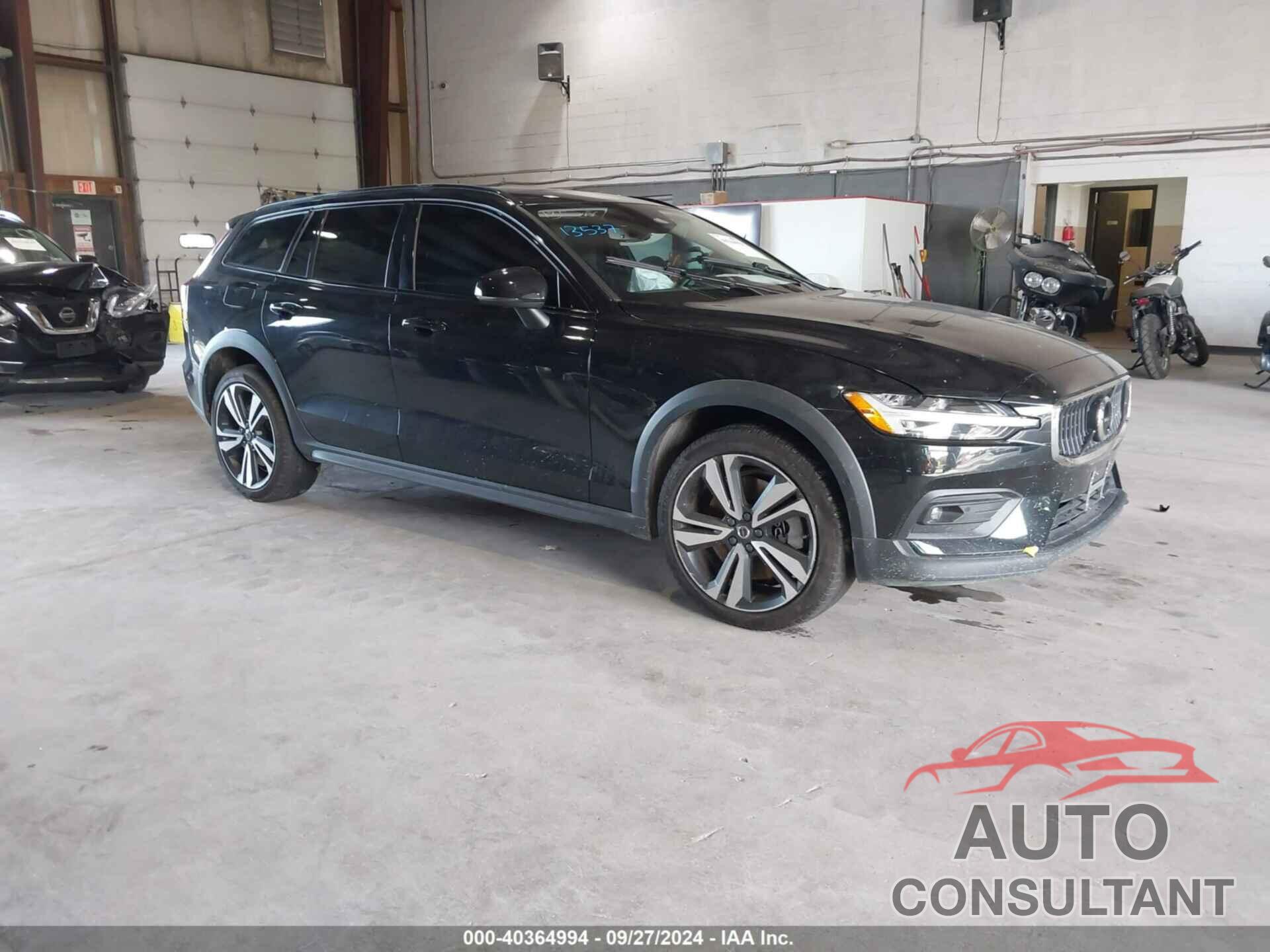 VOLVO V60 CROSS COUNTRY 2023 - YV4L12WZ2P2107879