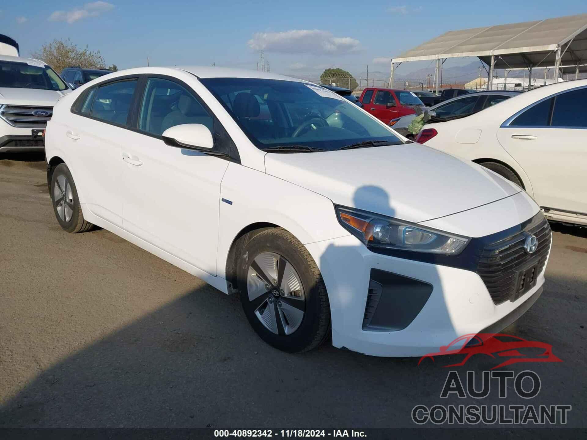 HYUNDAI IONIQ HYBRID 2019 - KMHC65LC0KU110410