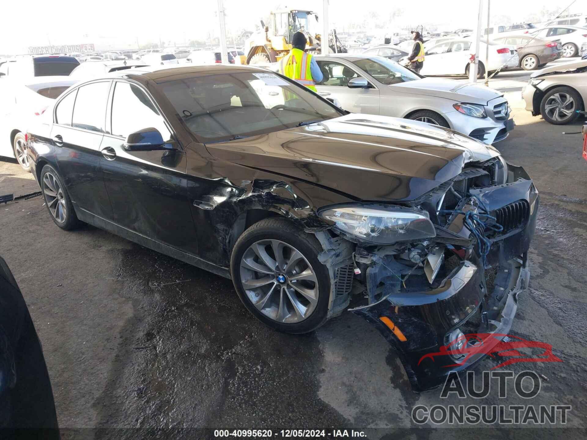 BMW 528I 2015 - WBA5A5C5XFD515223