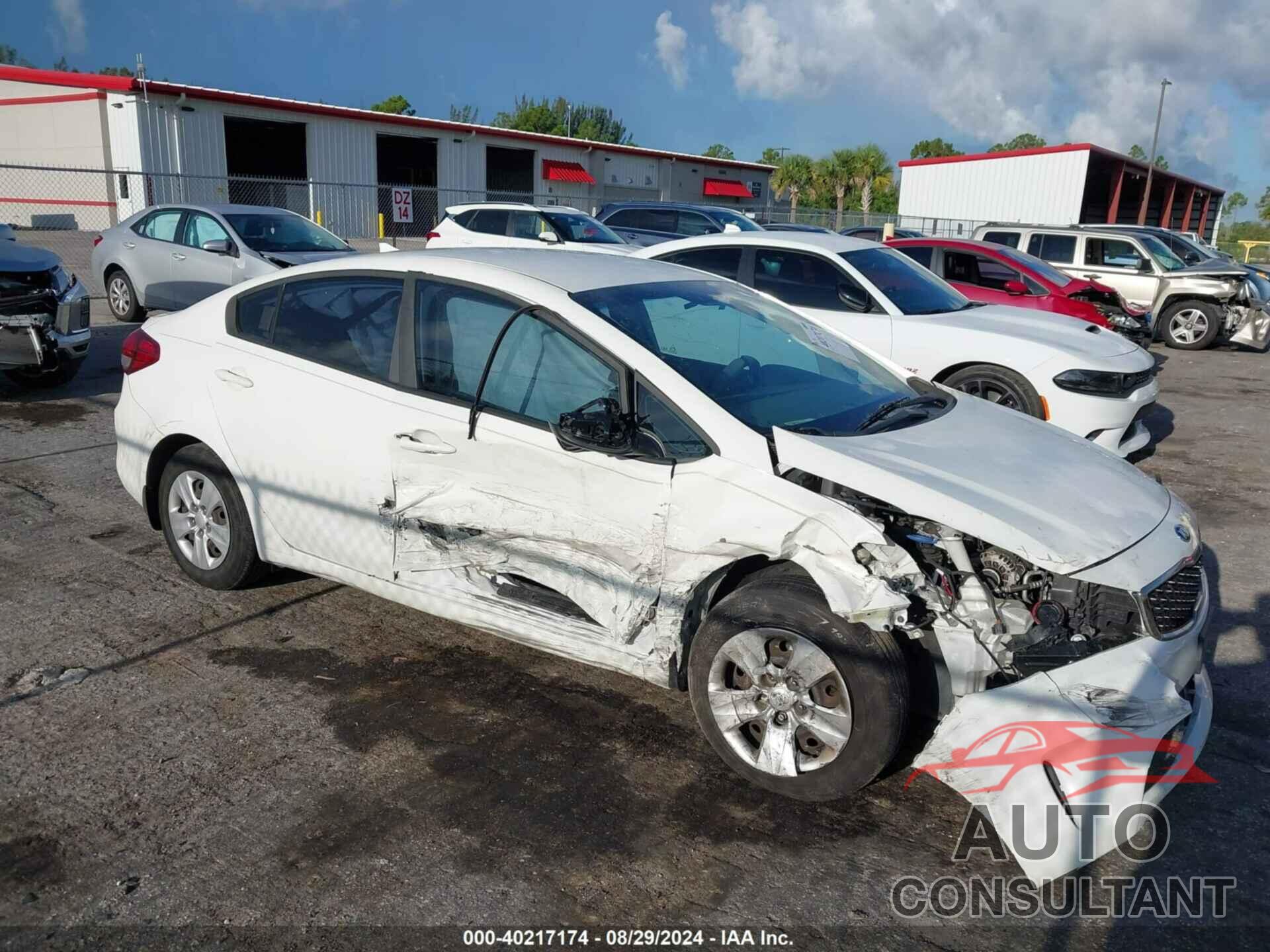 KIA FORTE 2017 - 3KPFK4A73HE033231