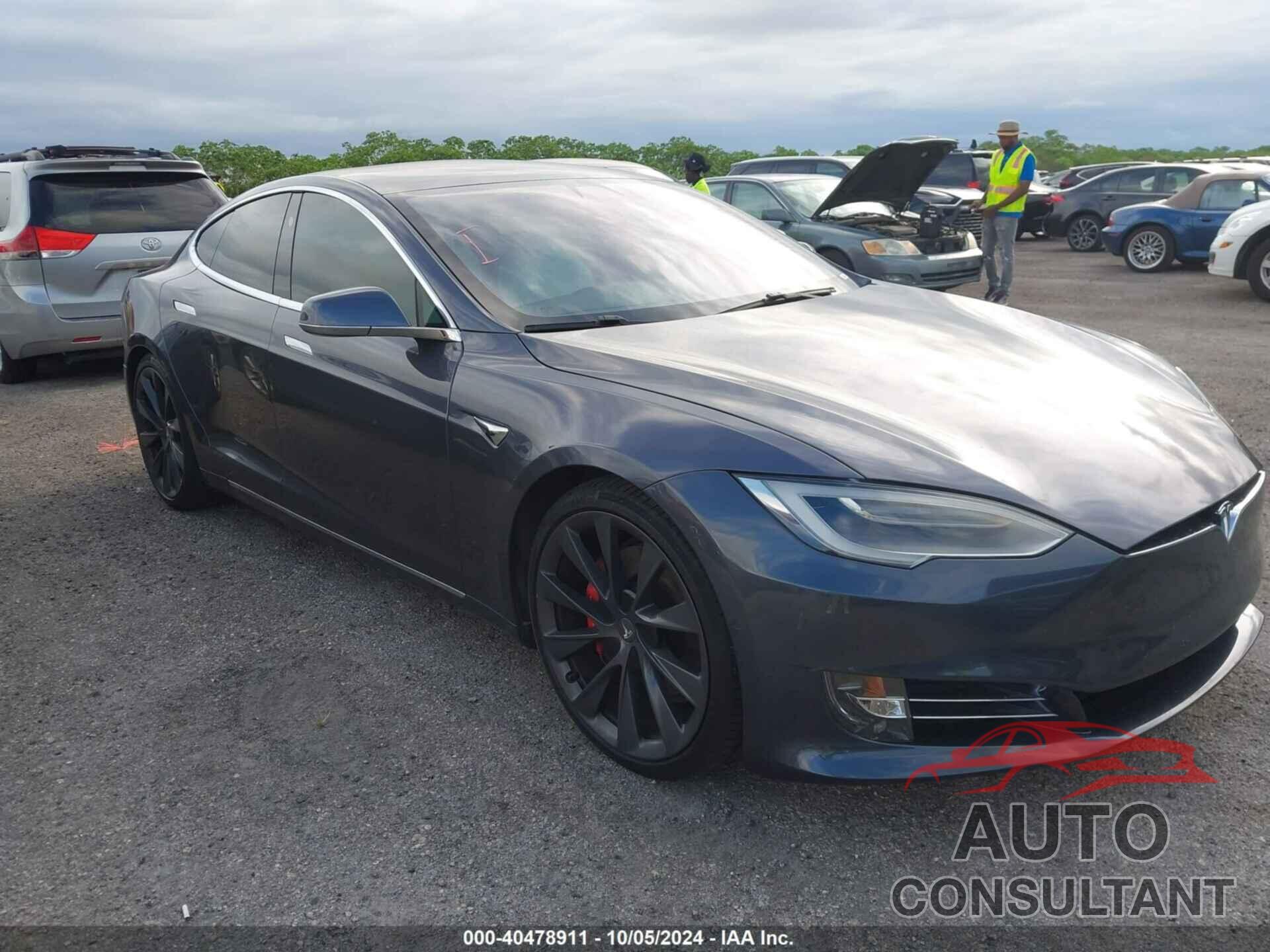 TESLA MODEL S 2020 - 5YJSA1E49LF412351