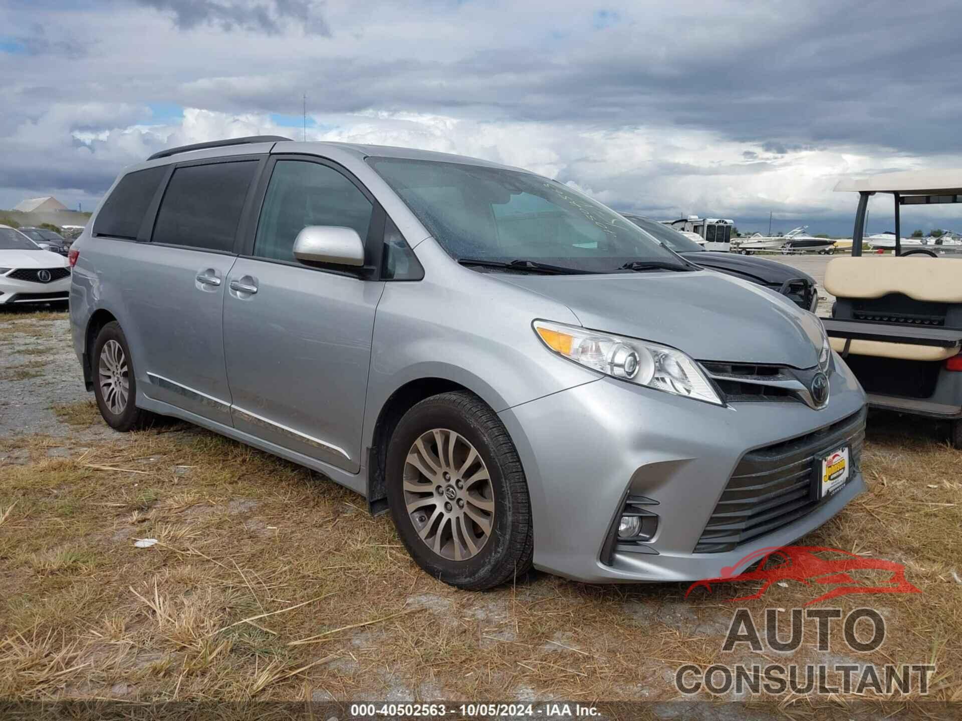 TOYOTA SIENNA 2019 - 5TDYZ3DC4KS988303