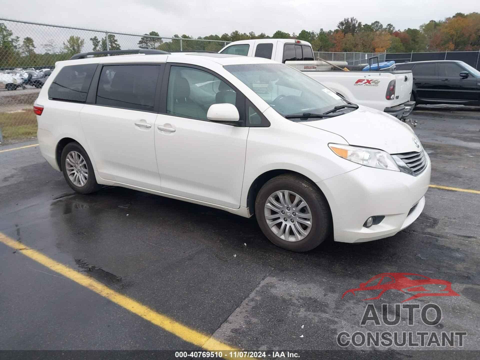 TOYOTA SIENNA 2017 - 5TDYZ3DC2HS824864