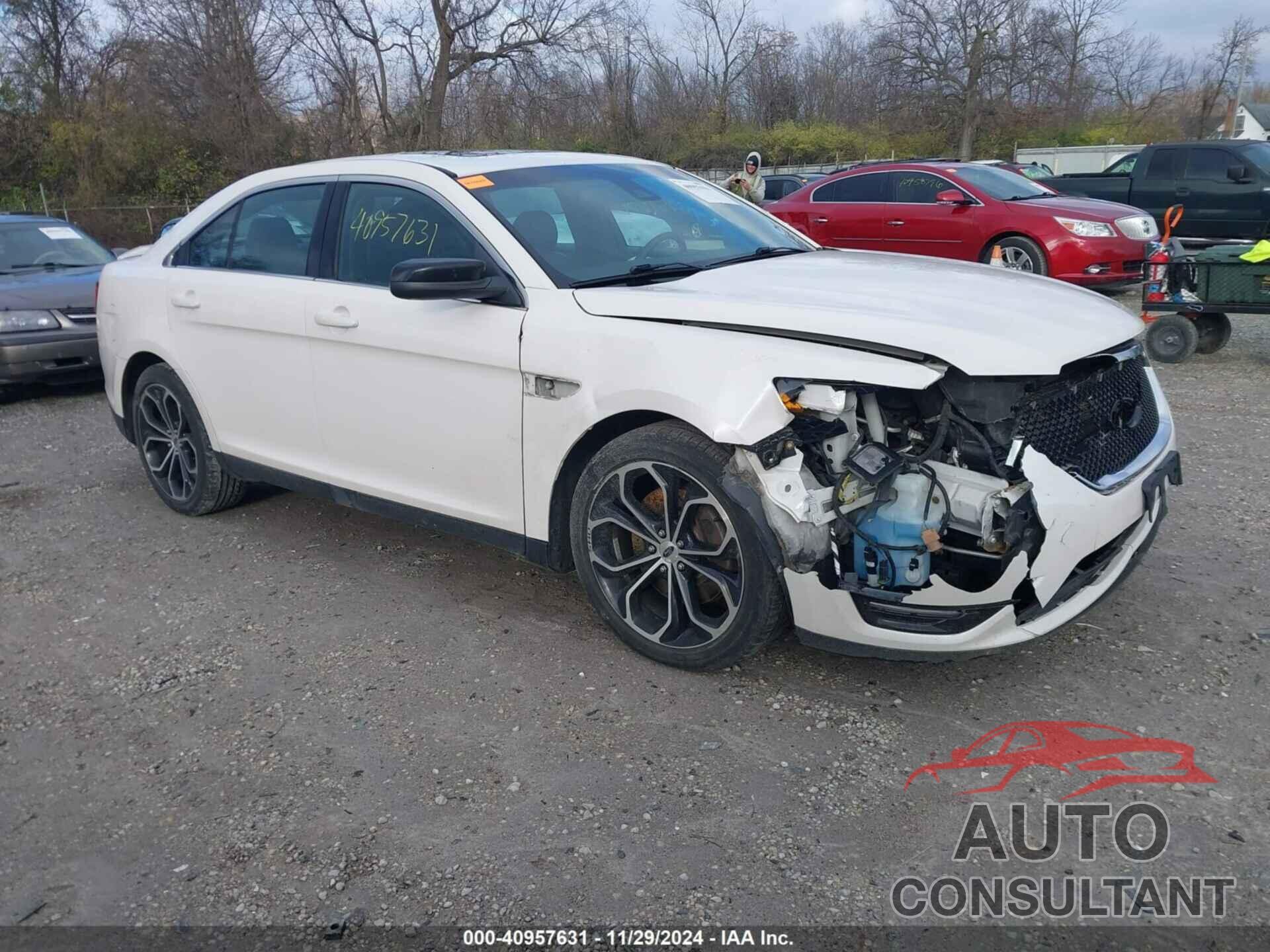 FORD TAURUS 2017 - 1FAHP2KT8HG112541