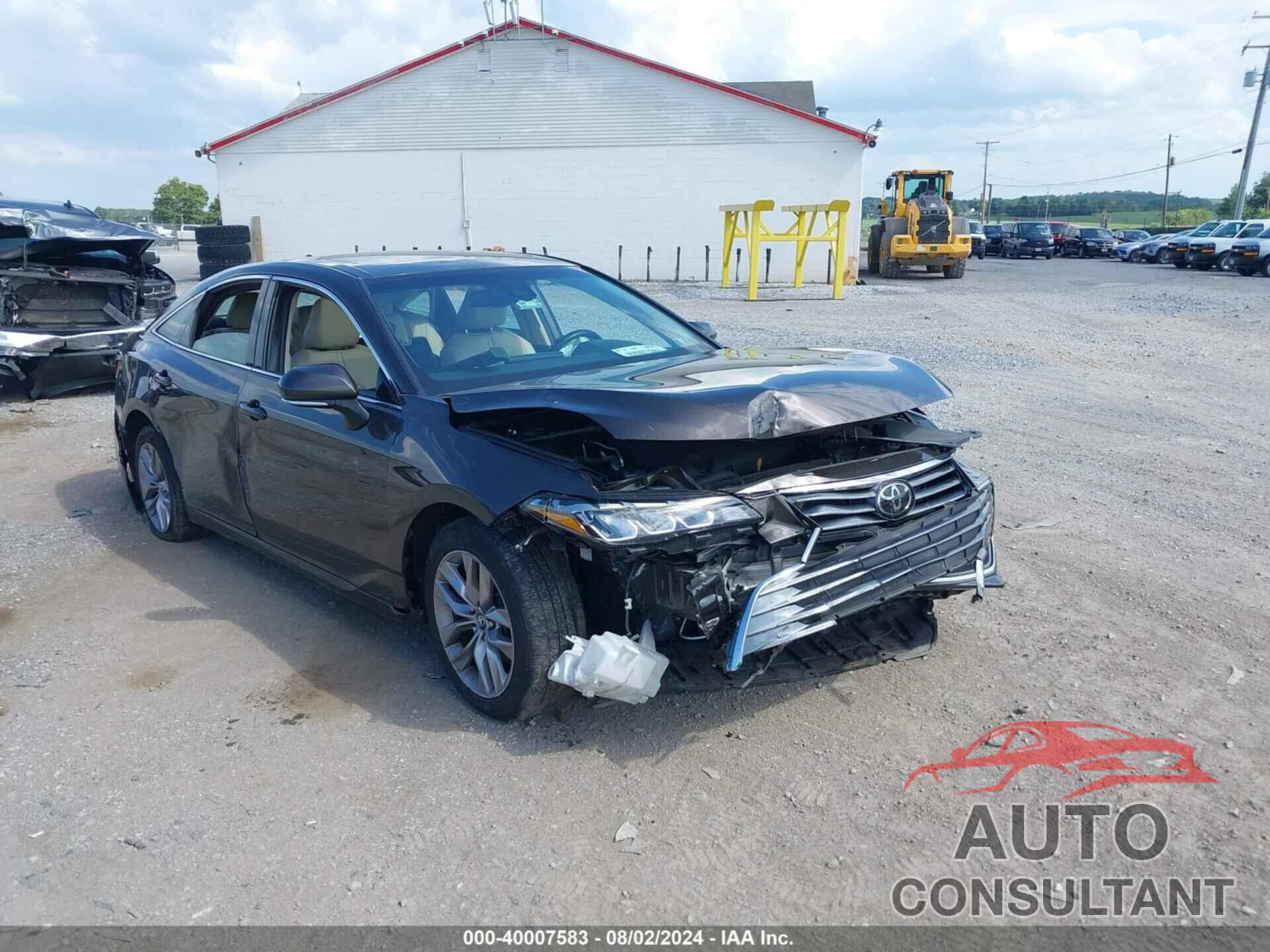 TOYOTA AVALON 2019 - 4T1BZ1FB4KU007635