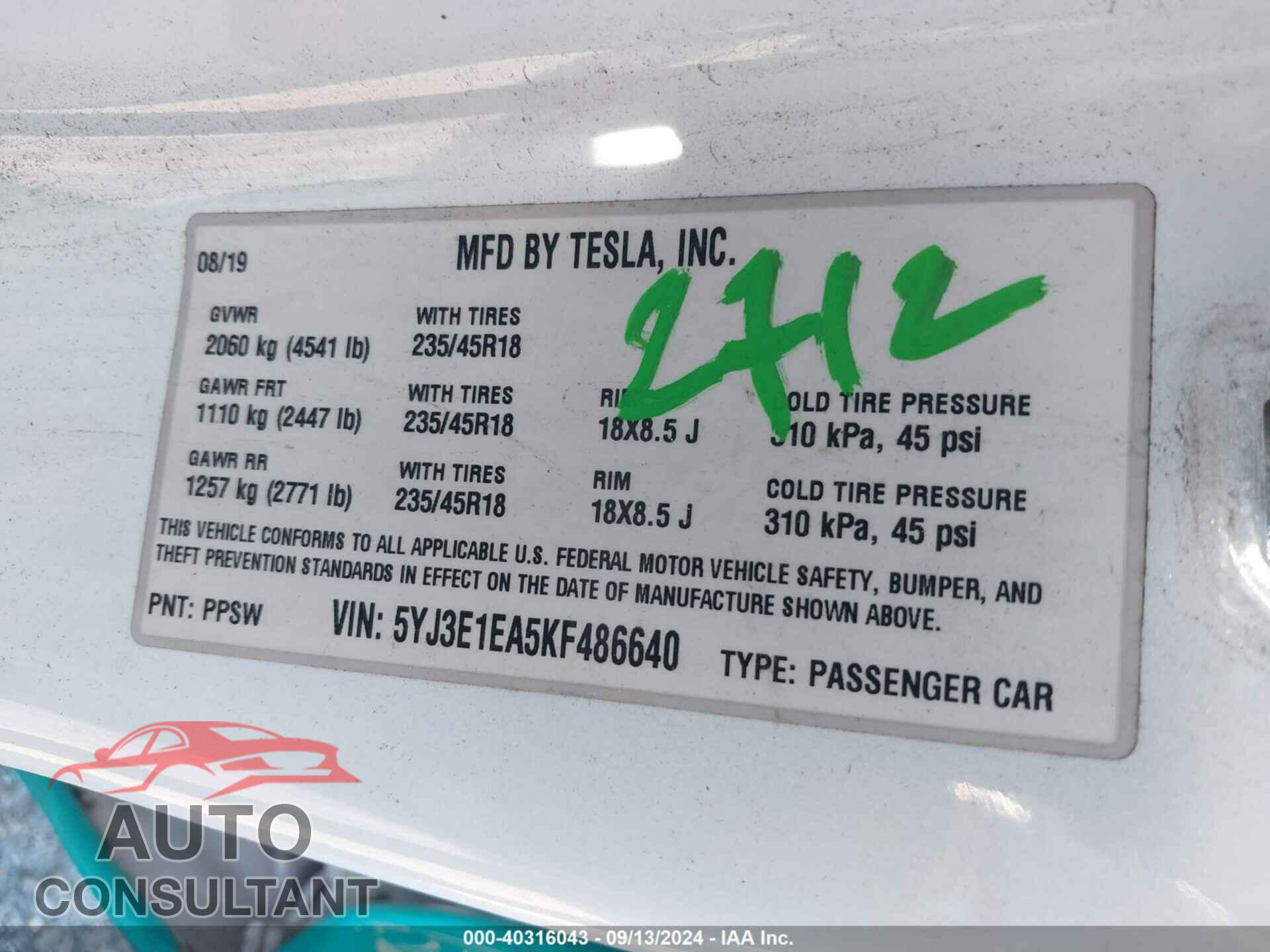 TESLA MODEL 3 2019 - 5YJ3E1EA5KF486640