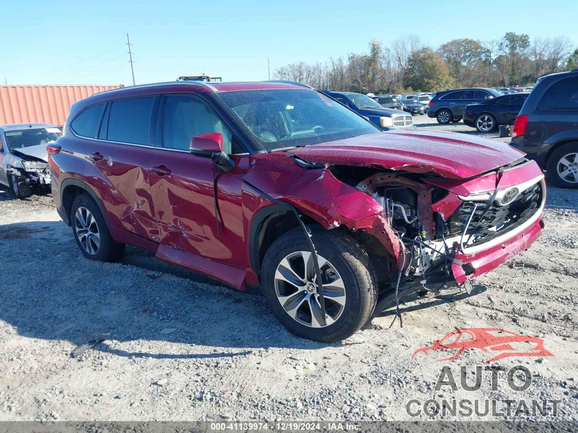 TOYOTA HIGHLANDER 2022 - 5TDHZRAH2NS143022