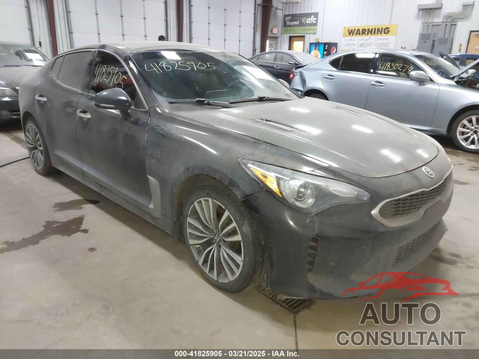 KIA STINGER 2018 - KNAE25LA4J6011127
