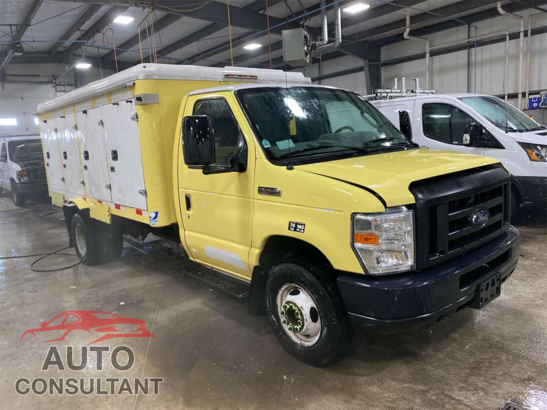 FORD ECONOLINE 2018 - 1FDXE4FS3JDC33277