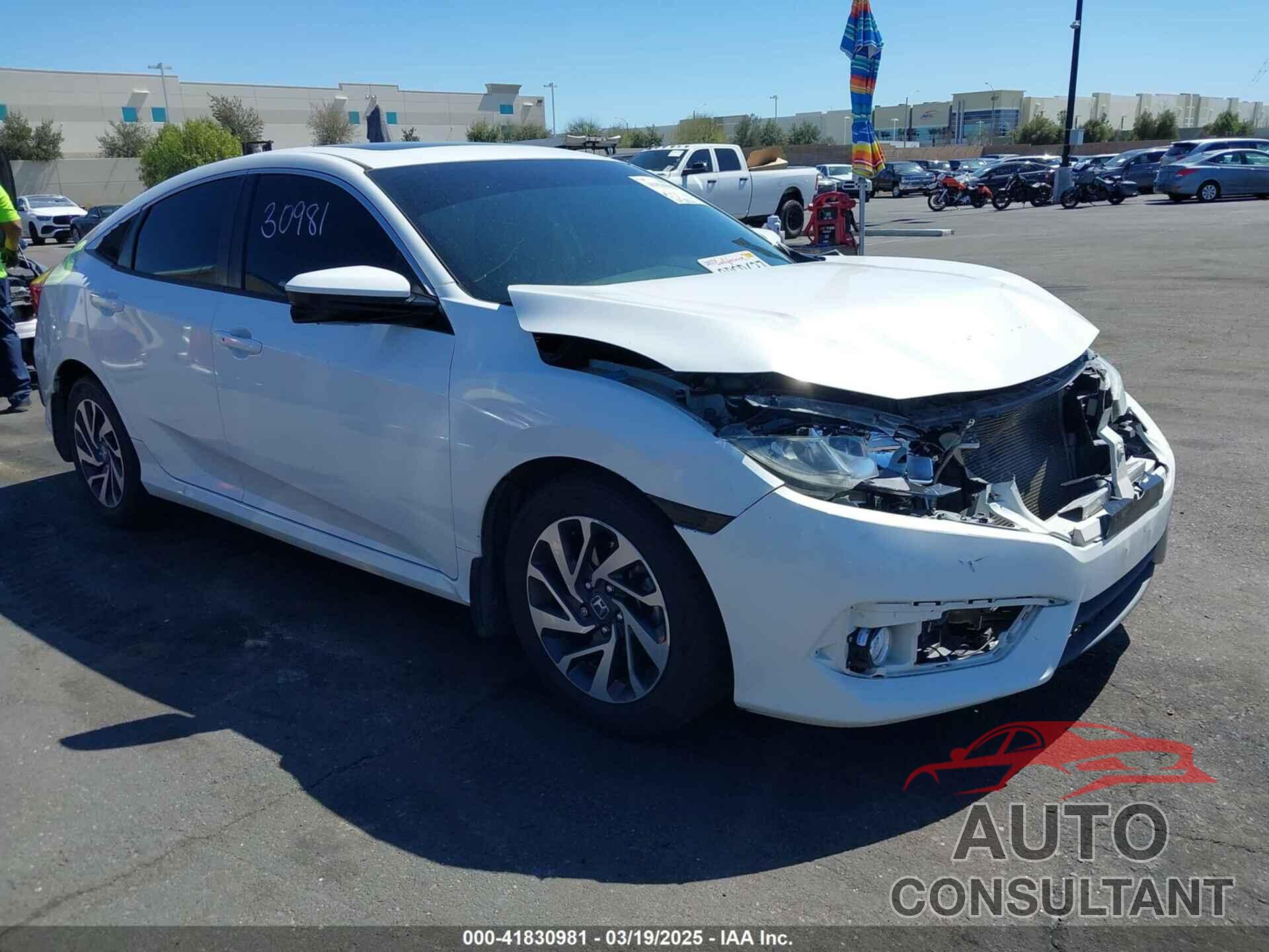 HONDA CIVIC 2018 - 2HGFC2F70JH507013