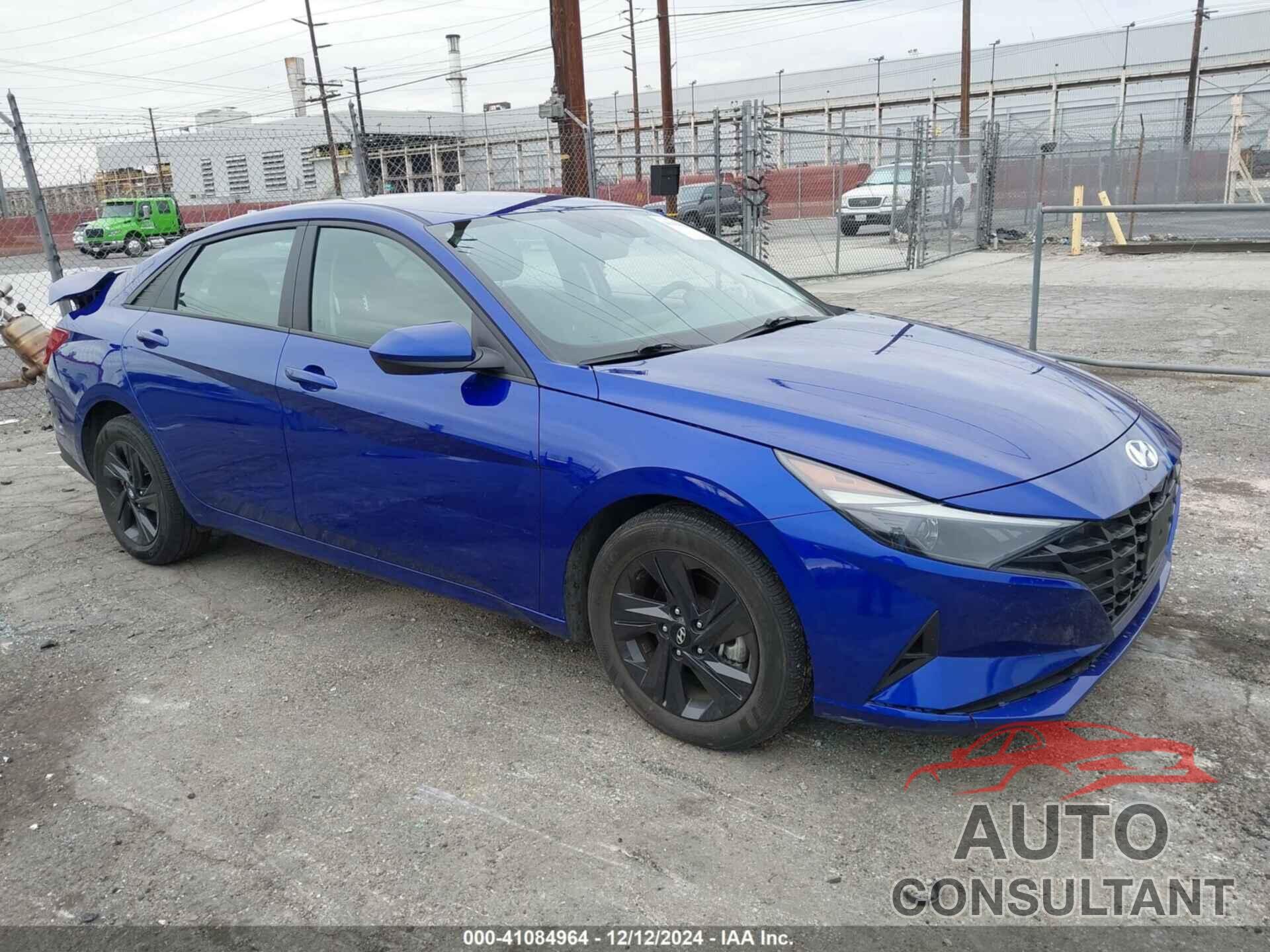 HYUNDAI ELANTRA 2023 - KMHLM4AG4PU618148