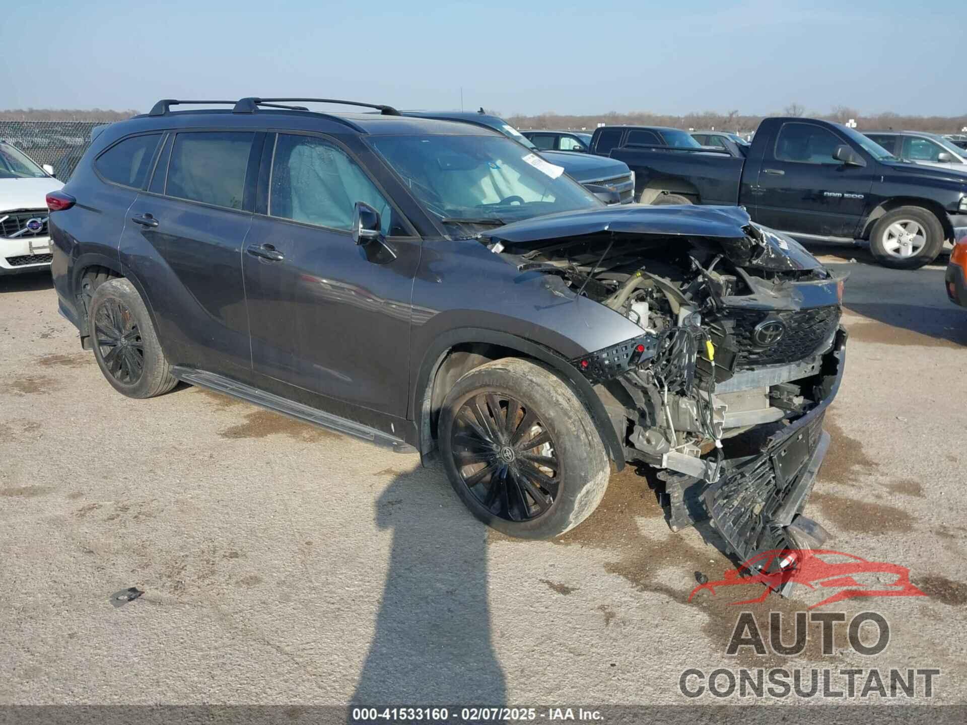 TOYOTA HIGHLANDER 2023 - 5TDKDRAH7PS508415