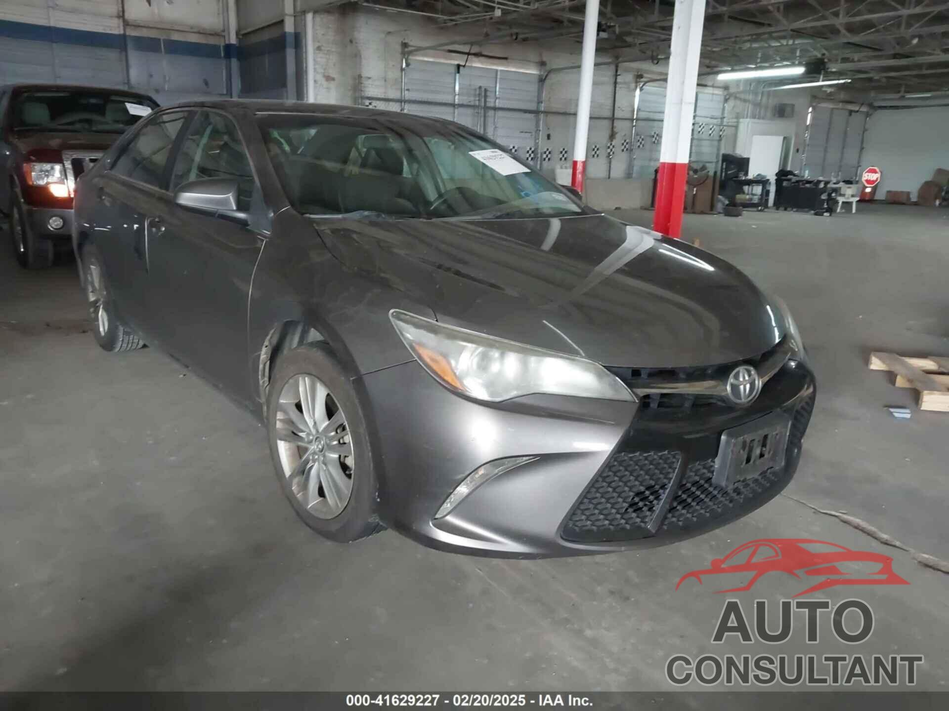 TOYOTA CAMRY 2017 - 4T1BF1FK6HU389846