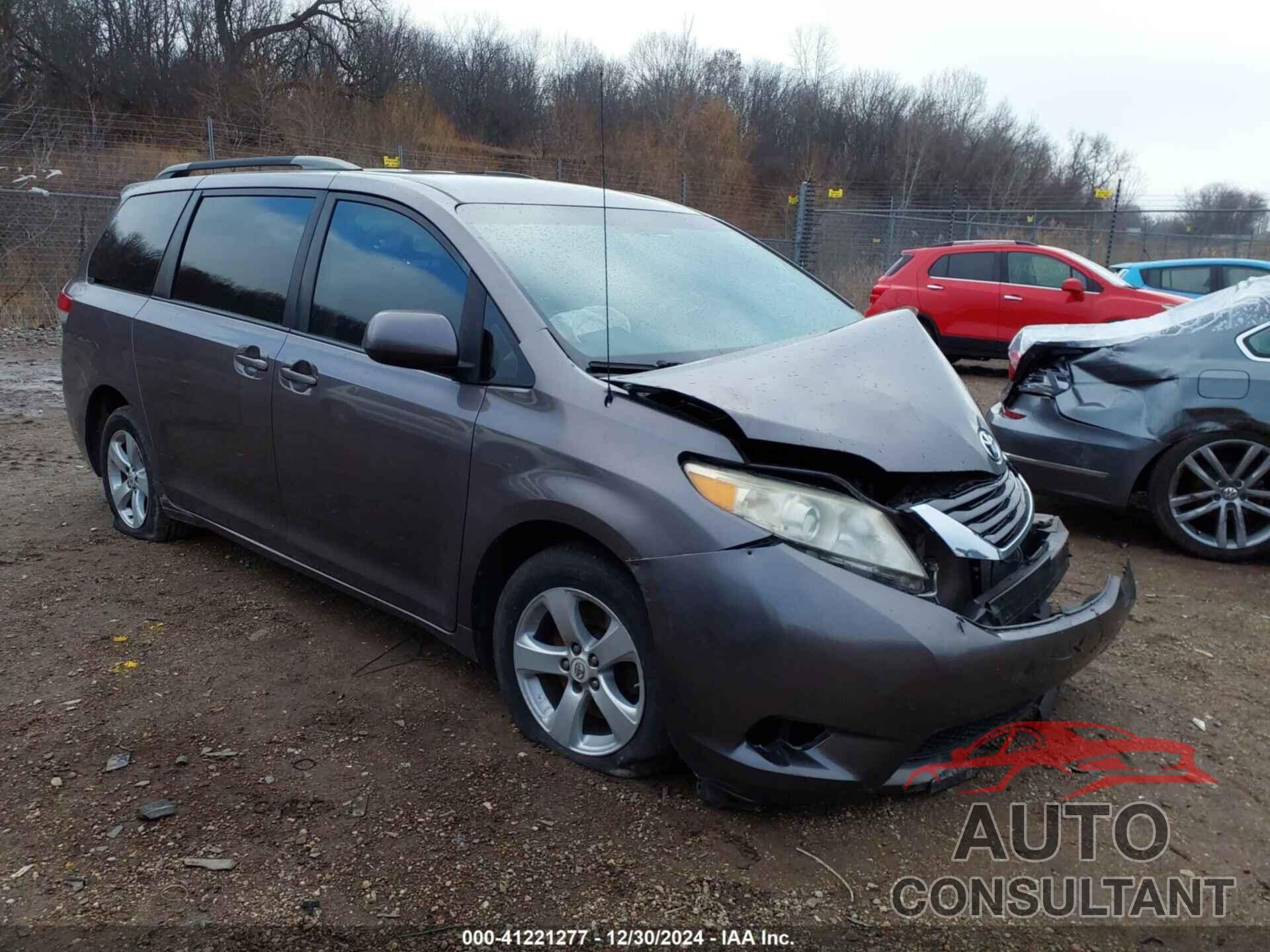 TOYOTA SIENNA 2011 - 5TDKK3DC5BS026988