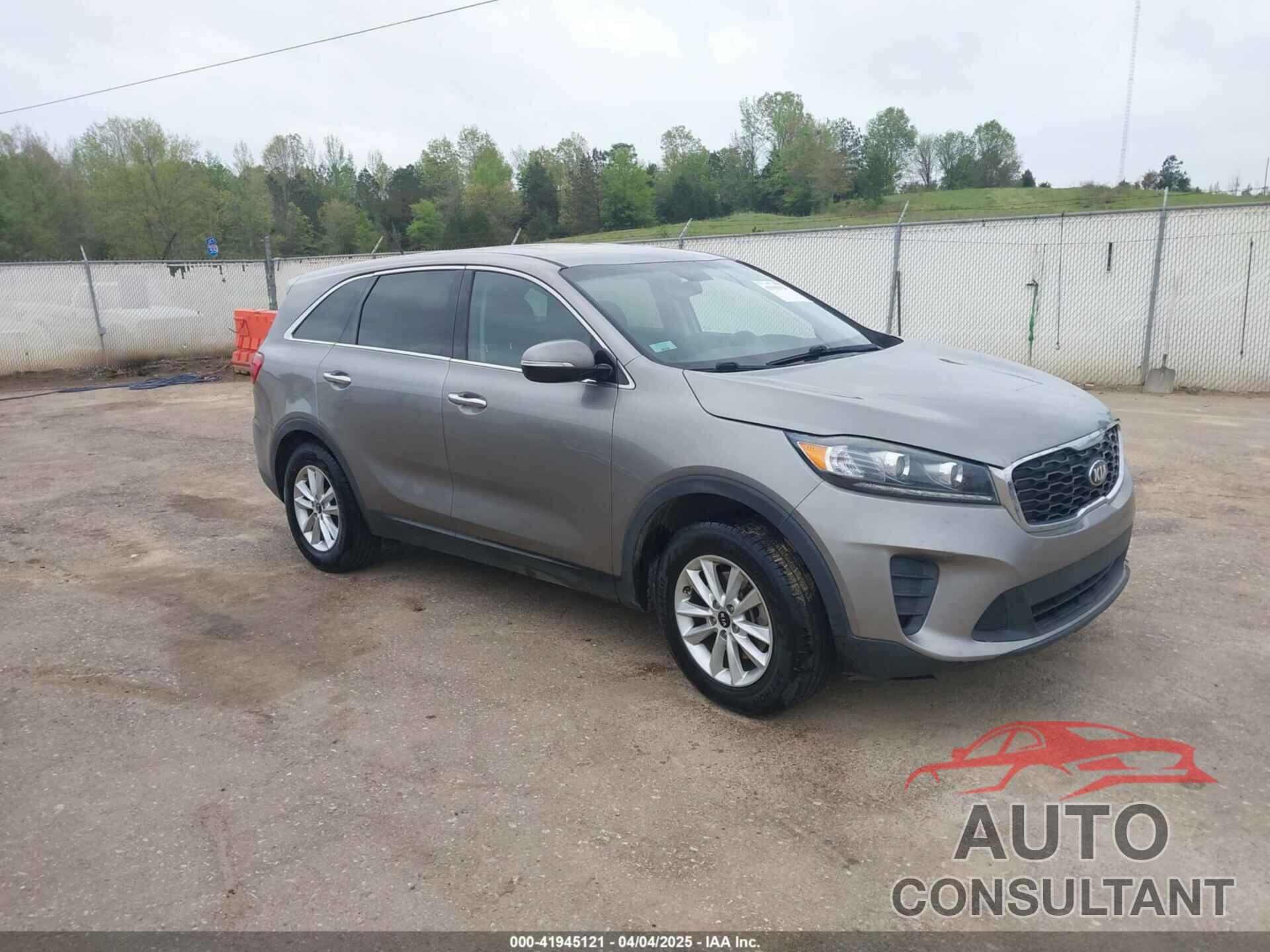 KIA SORENTO 2019 - 5XYPG4A52KG553483