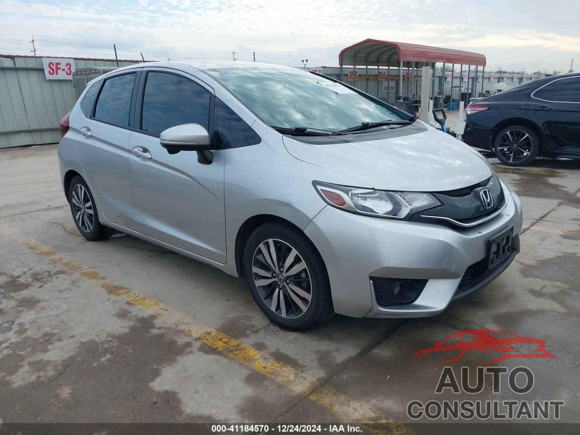 HONDA FIT 2016 - JHMGK5H75GX025015