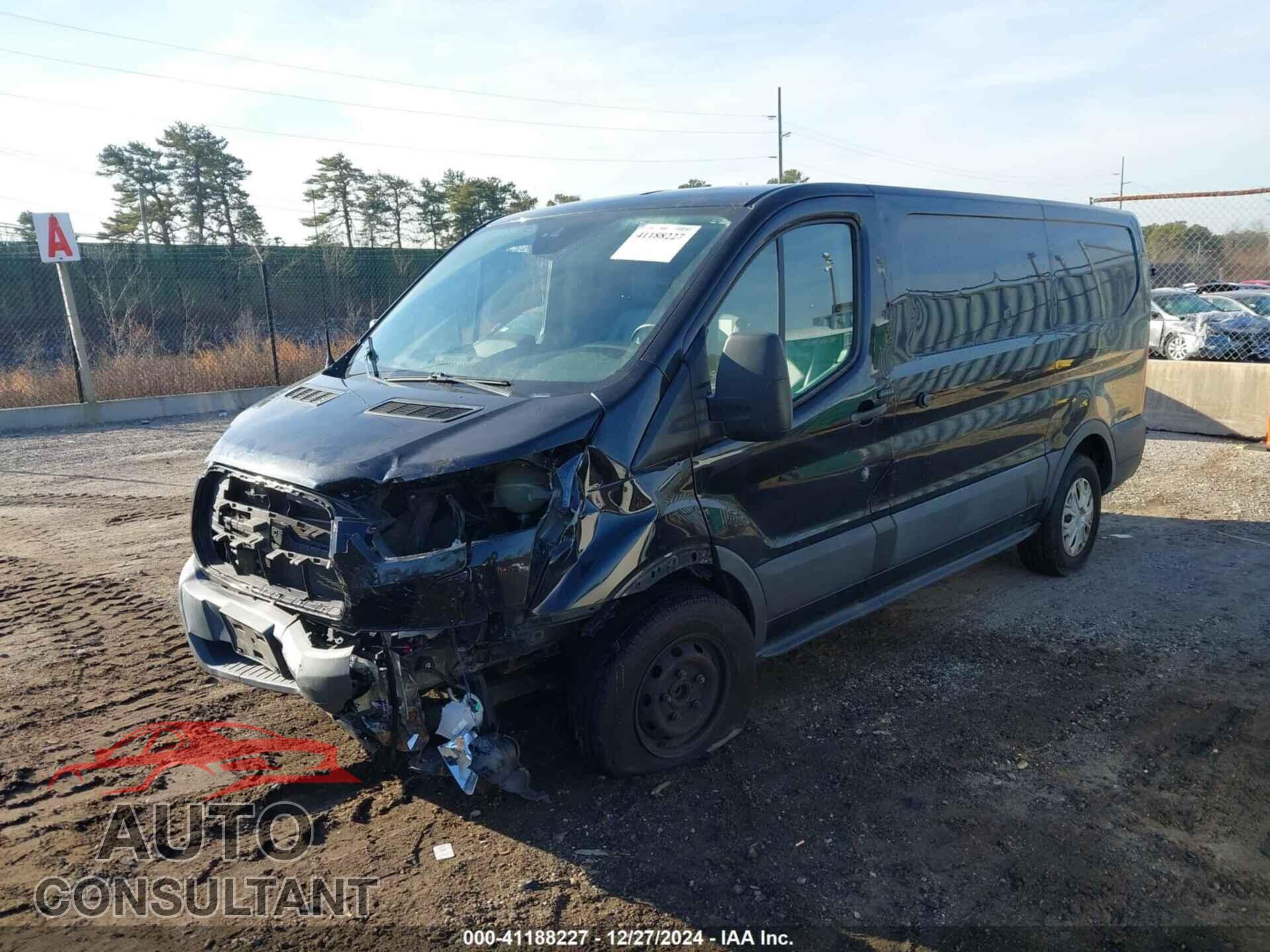 FORD TRANSIT-150 2016 - 1FTYE1YM9GKA57782