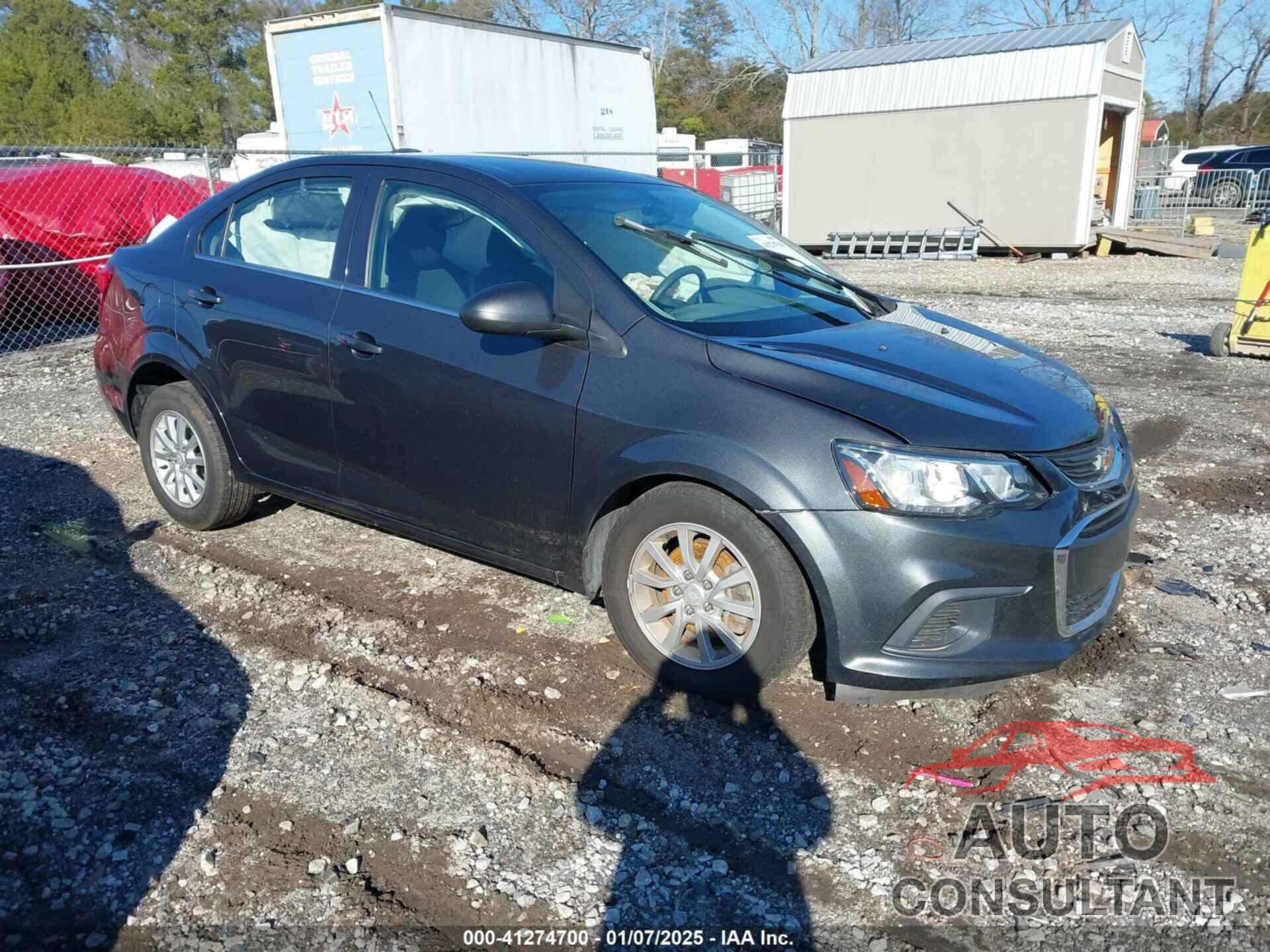 CHEVROLET SONIC 2017 - 1G1JD5SH3H4144079