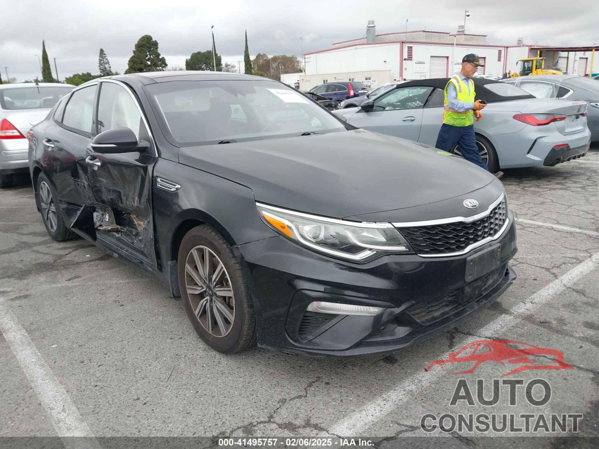 KIA OPTIMA 2019 - 5XXGU4L18KG315564