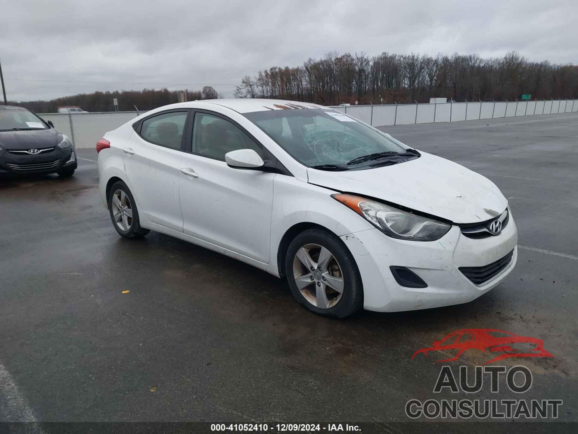 HYUNDAI ELANTRA 2013 - 5NPDH4AE6DH363391