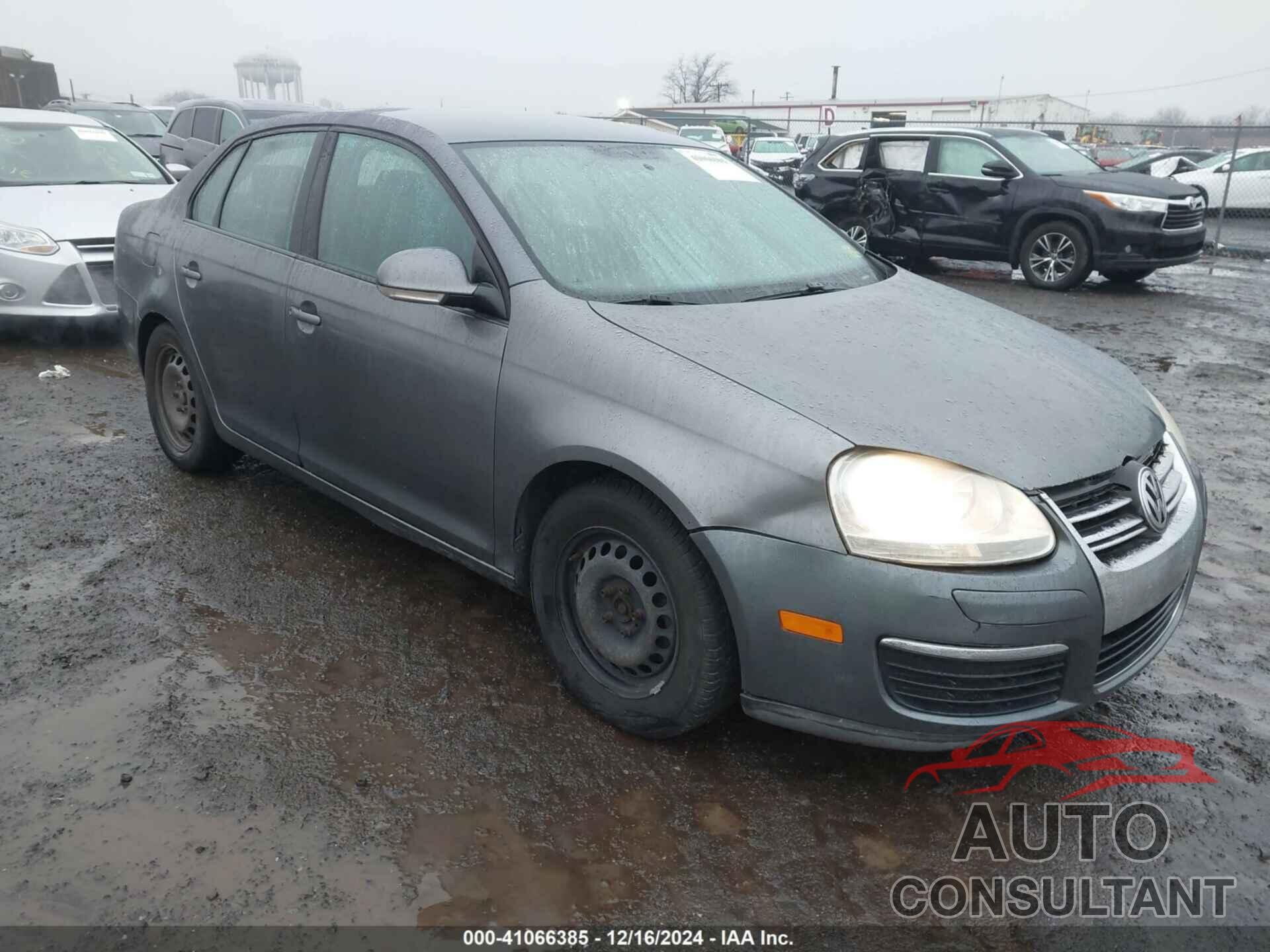 VOLKSWAGEN JETTA 2010 - 3VWJX7AJ0AM077382