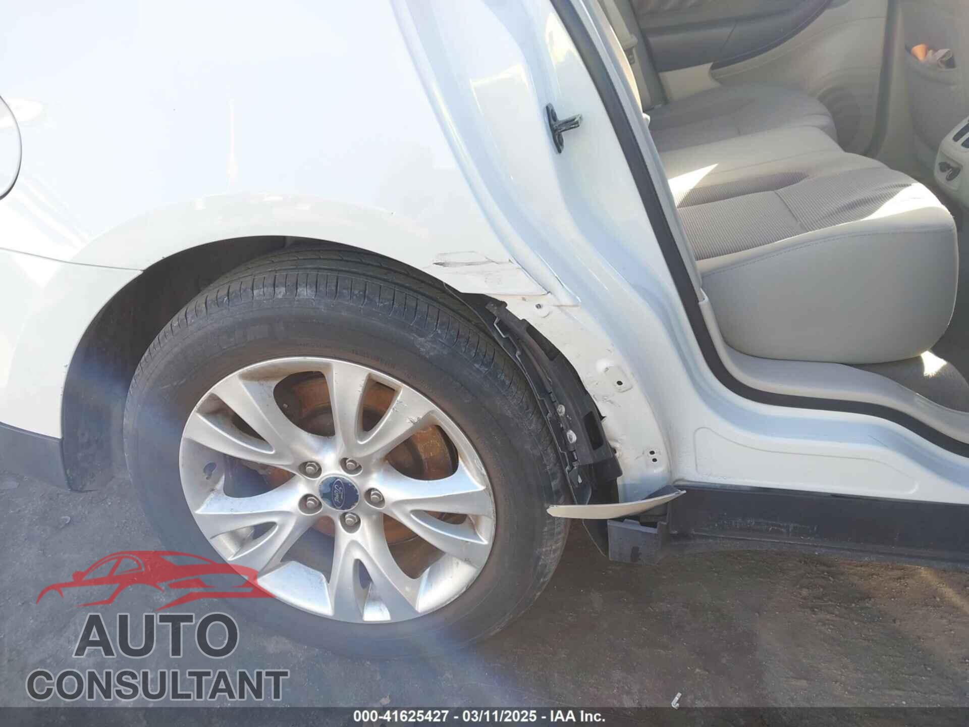 FORD TAURUS 2010 - 1FAHP2HW6AG110990