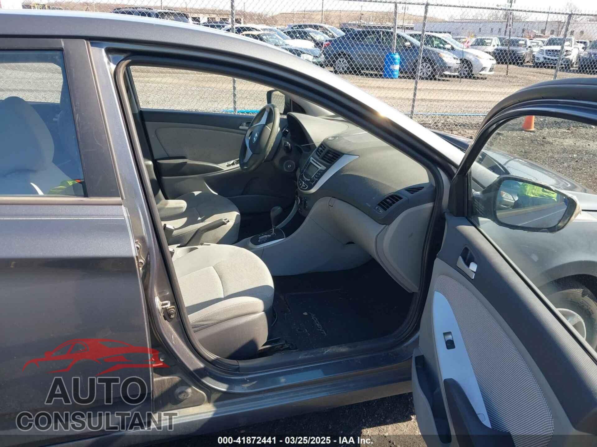 HYUNDAI ACCENT 2012 - KMHCT4AE8CU222543
