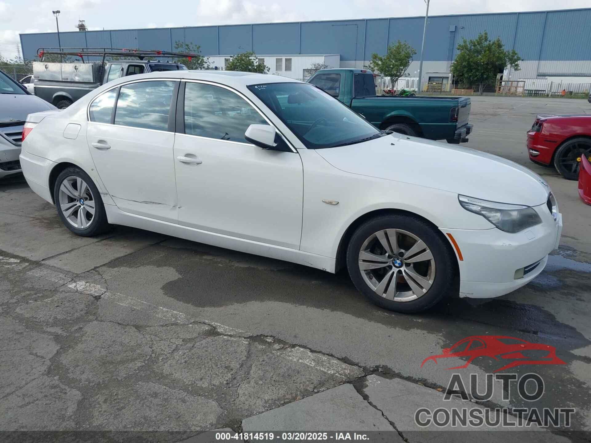 BMW 528I 2010 - WBANU5C52AC364822