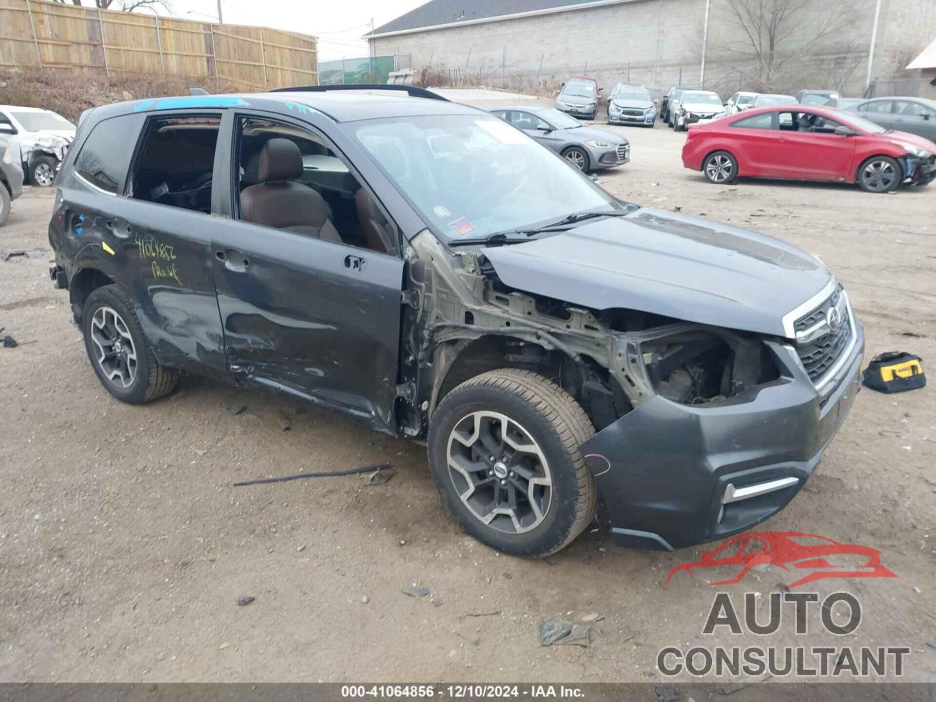 SUBARU FORESTER 2017 - JF2SJAWC5HH572337