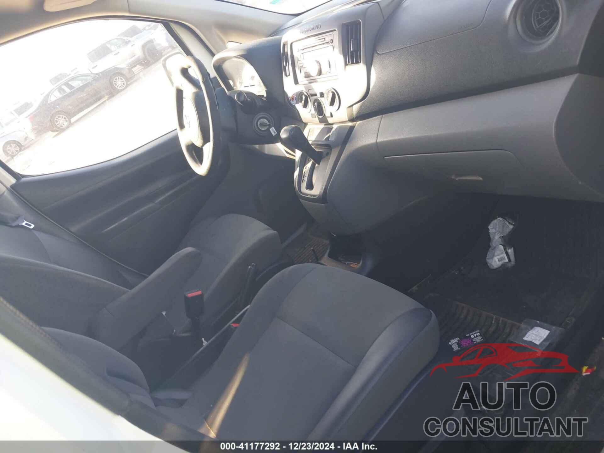 NISSAN NV200 2017 - 3N6CM0KN5HK711348