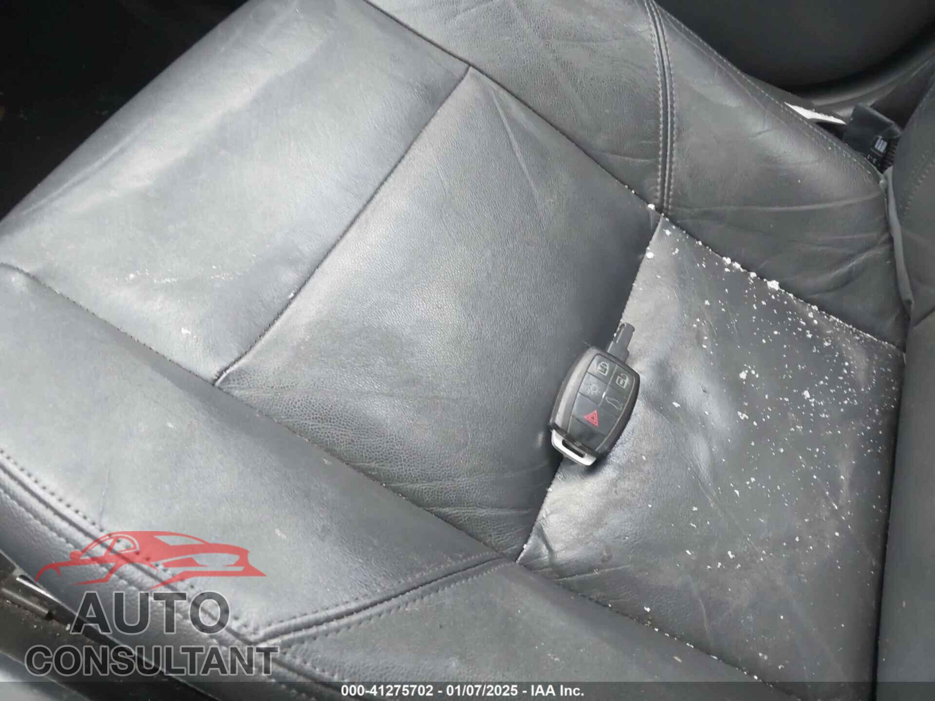 VOLVO S40 2011 - YV1672MS7B2542811