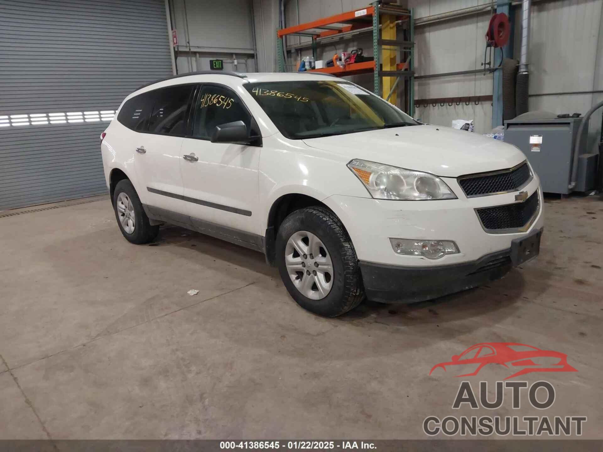 CHEVROLET TRAVERSE 2011 - 1GNKREED3BJ139115