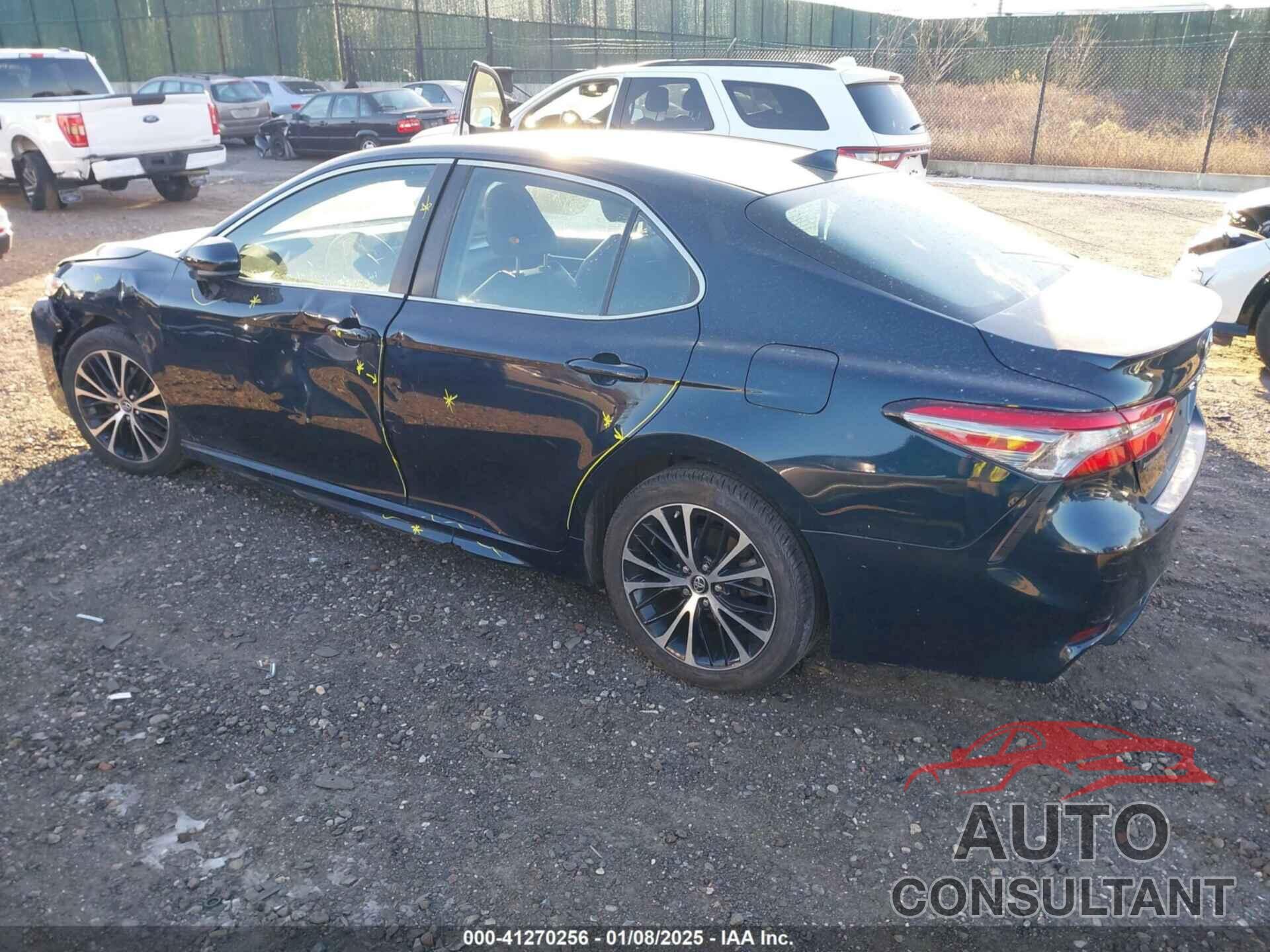 TOYOTA CAMRY 2019 - 4T1B11HK0KU847979