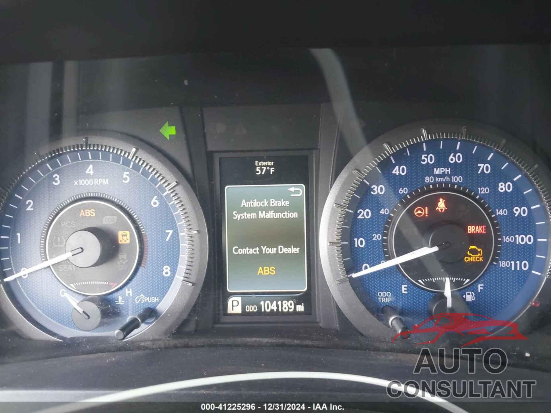 TOYOTA SIENNA 2019 - 5TDKZ3DC4KS987948
