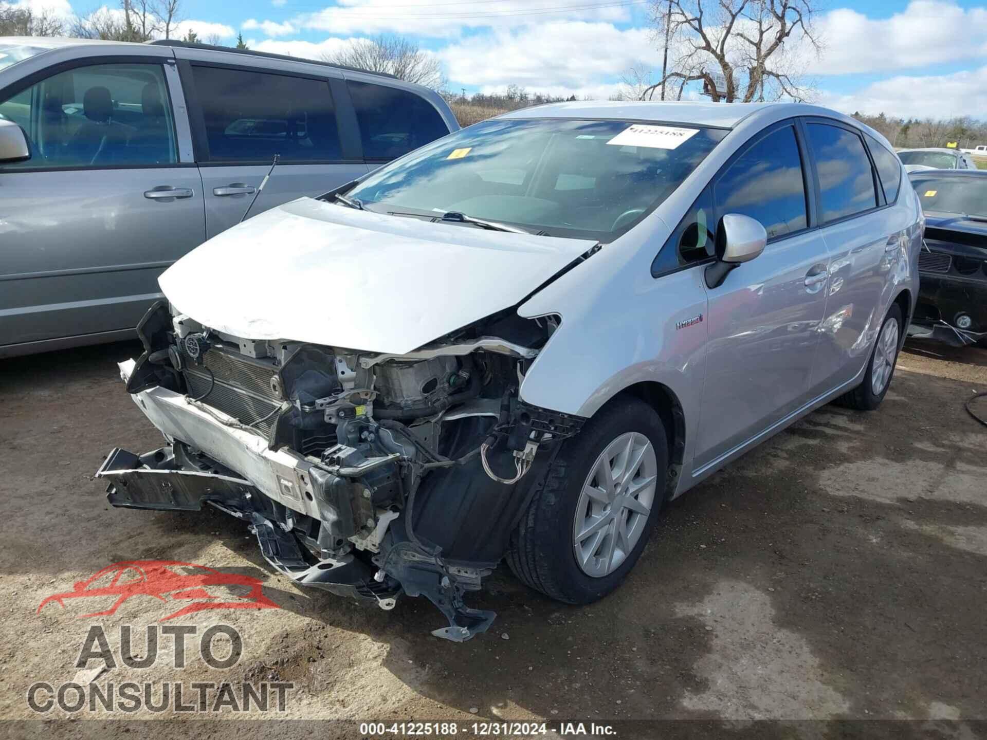 TOYOTA PRIUS V 2015 - JTDZN3EU2FJ037348