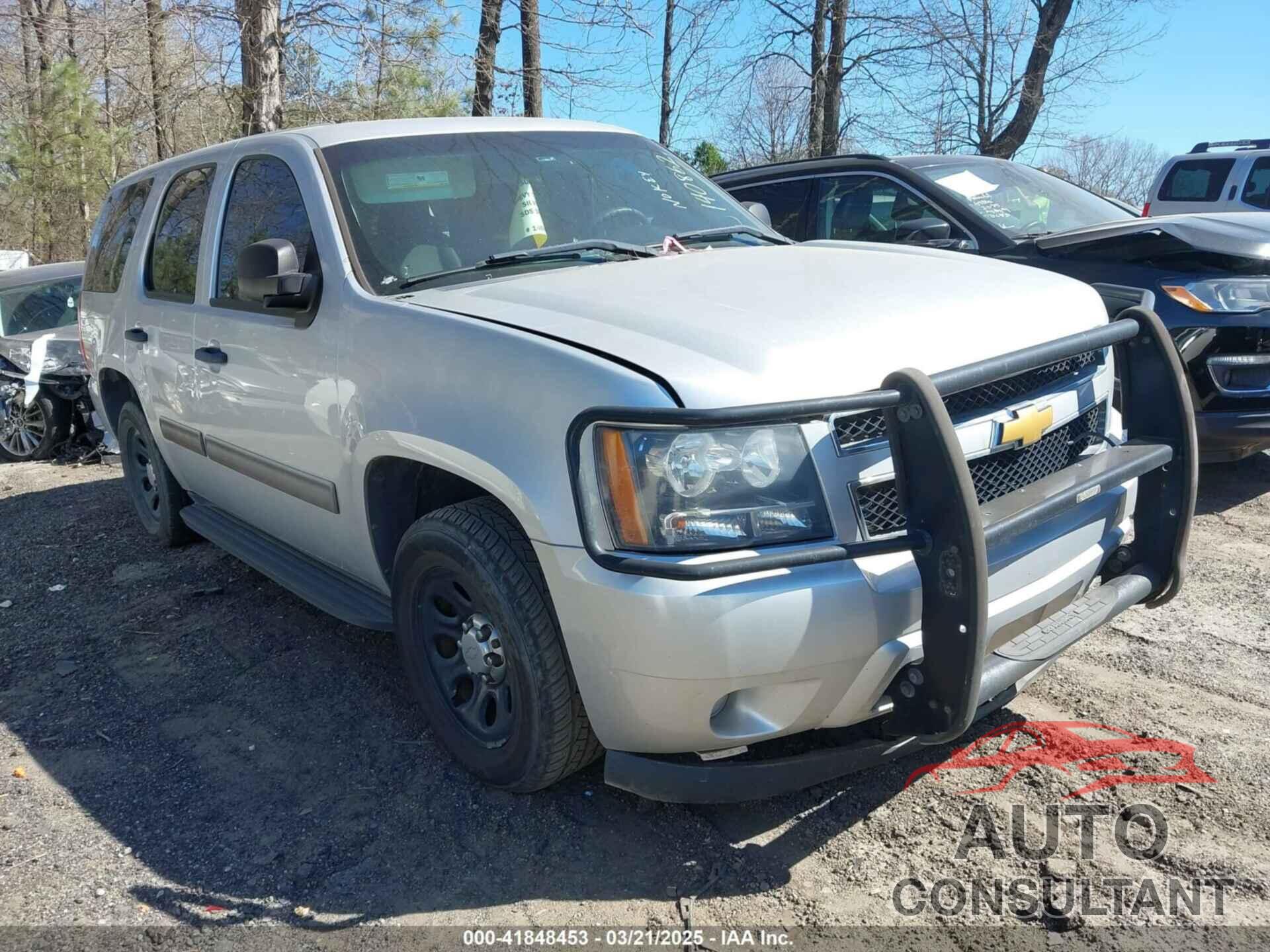 CHEVROLET TAHOE 2014 - 1GNLC2E07ER162842